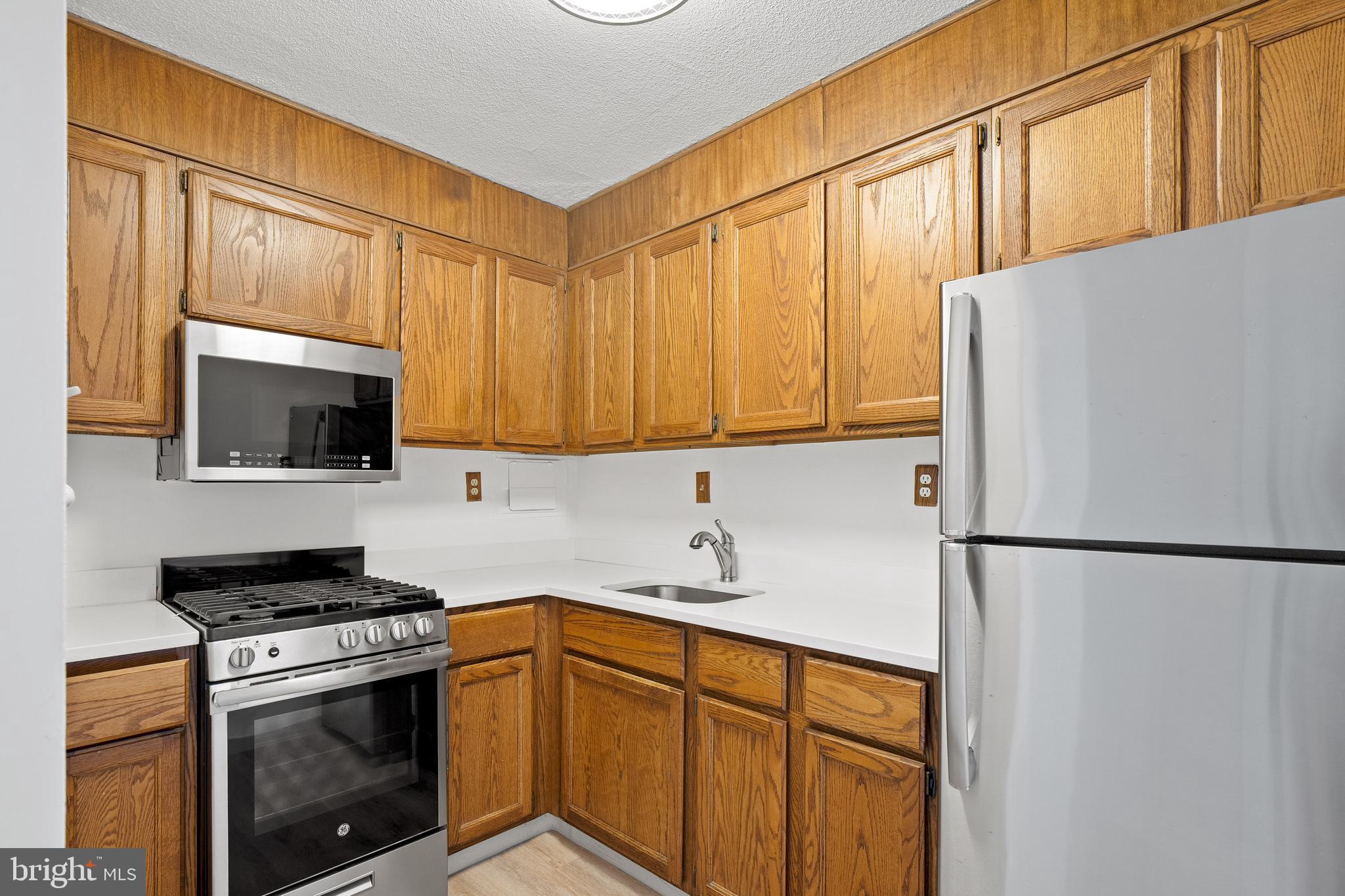 THE CARLTON - Residential