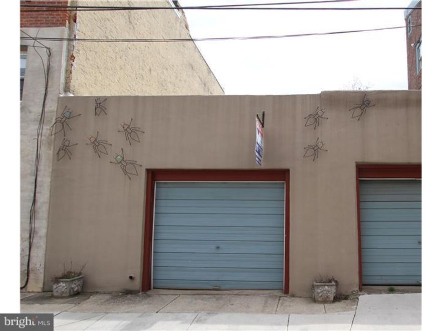 An amazing residential development opportunity in Northern Liberties! Large garage parcel that is 18x55. It is a "shovel ready"  building lot with zoning permit and preliminary building plans are available on MLS or by request. PROJECTED SUBJECT PROPERTY is a 2,600 square foot residential townhome with basement, pilot house for roof deck, garage, and 2 decks one on the 2nd floor and the other on the 4th floor. Building plans by Harmandeutsch Architecture. (Bonus: may be purchased as a a package with the neighboring existing property located at 115 Poplar which is a 2,456 square foot corner residential home with 3 Br 2 baths and garage) Also, located close to Jerry's Bar, Heritage Jazz Club, & the Piazza.