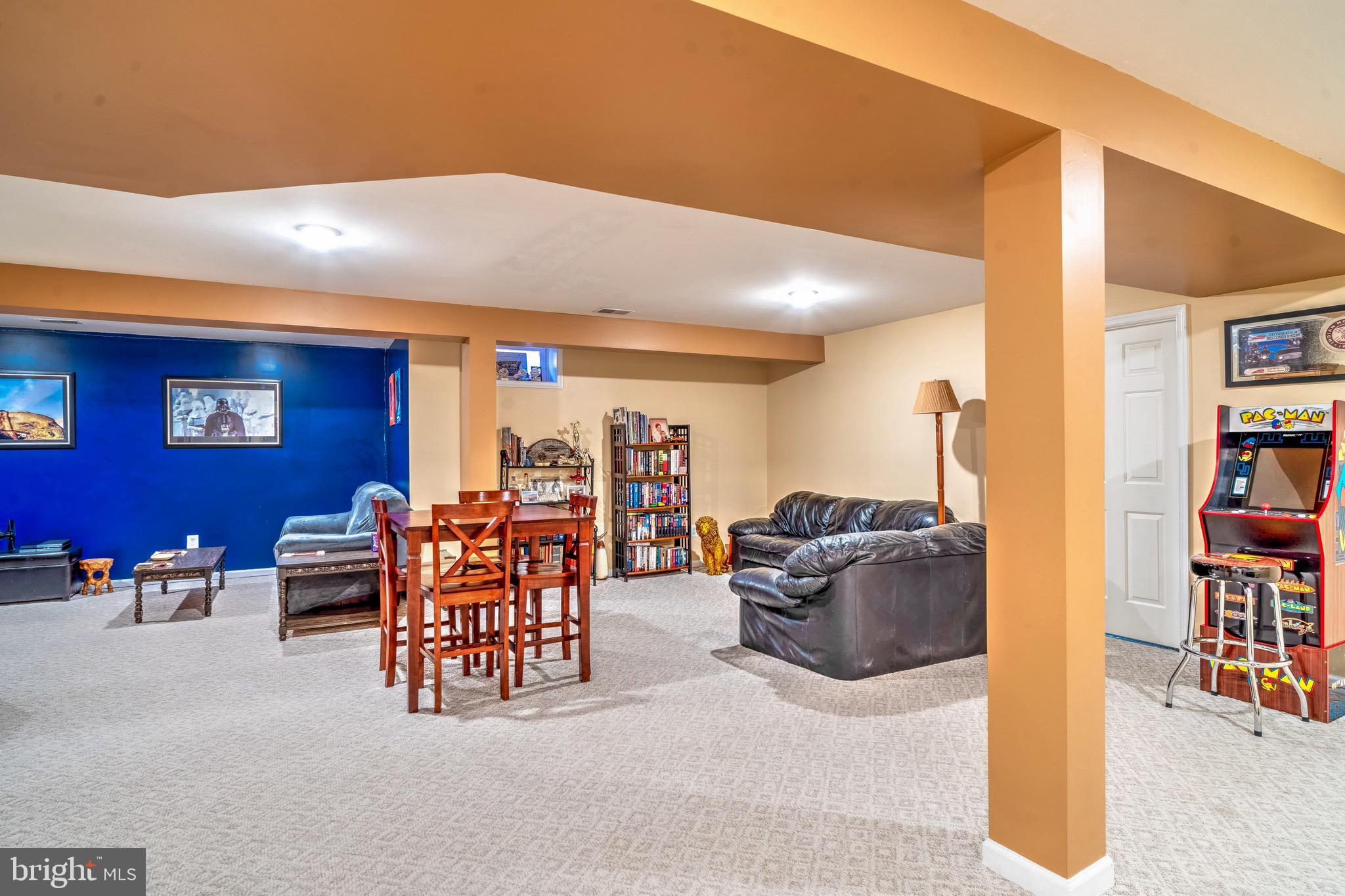 SALEM FIELDS - Residential