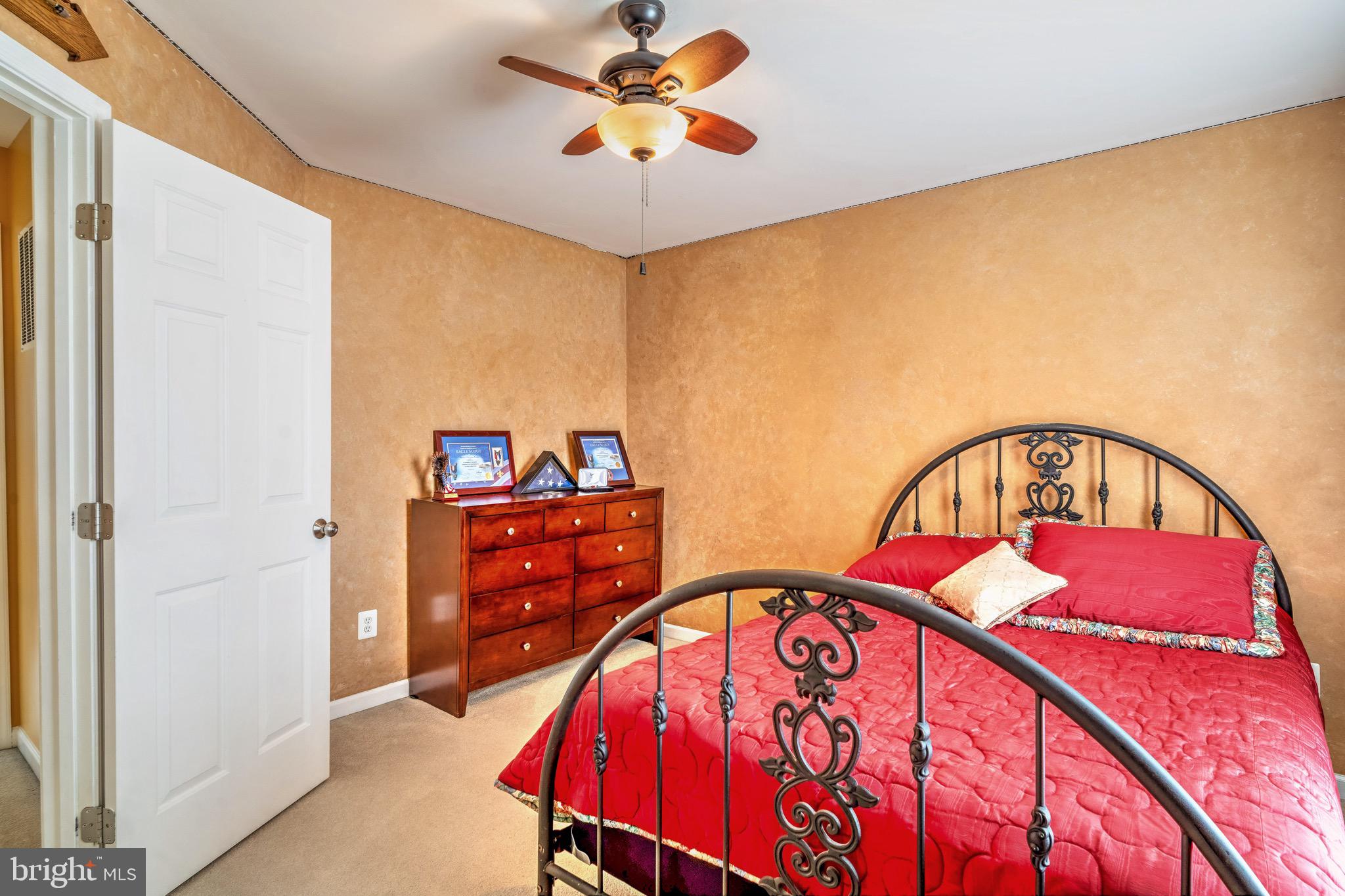 SALEM FIELDS - Residential