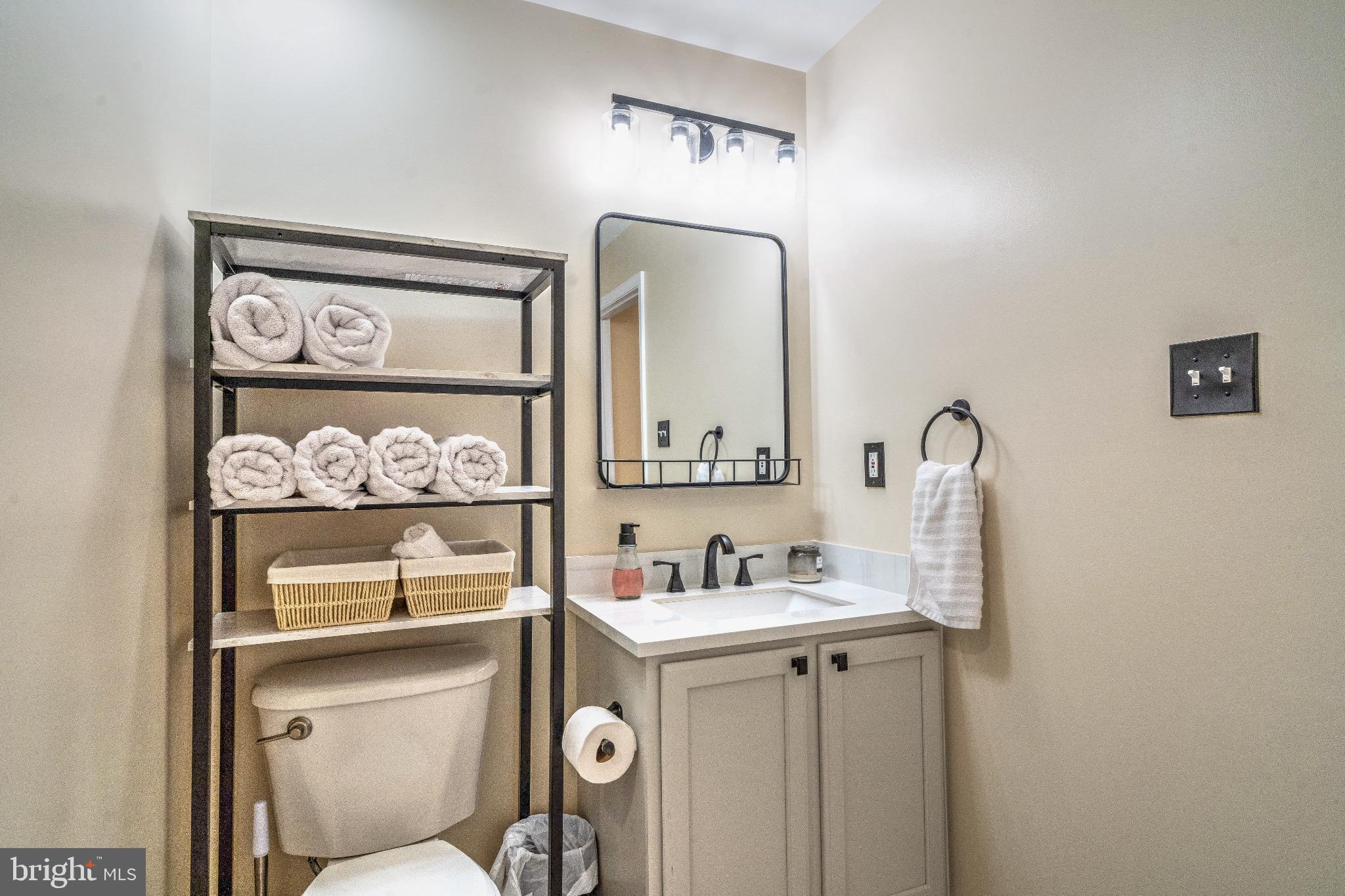 SALEM FIELDS - Residential