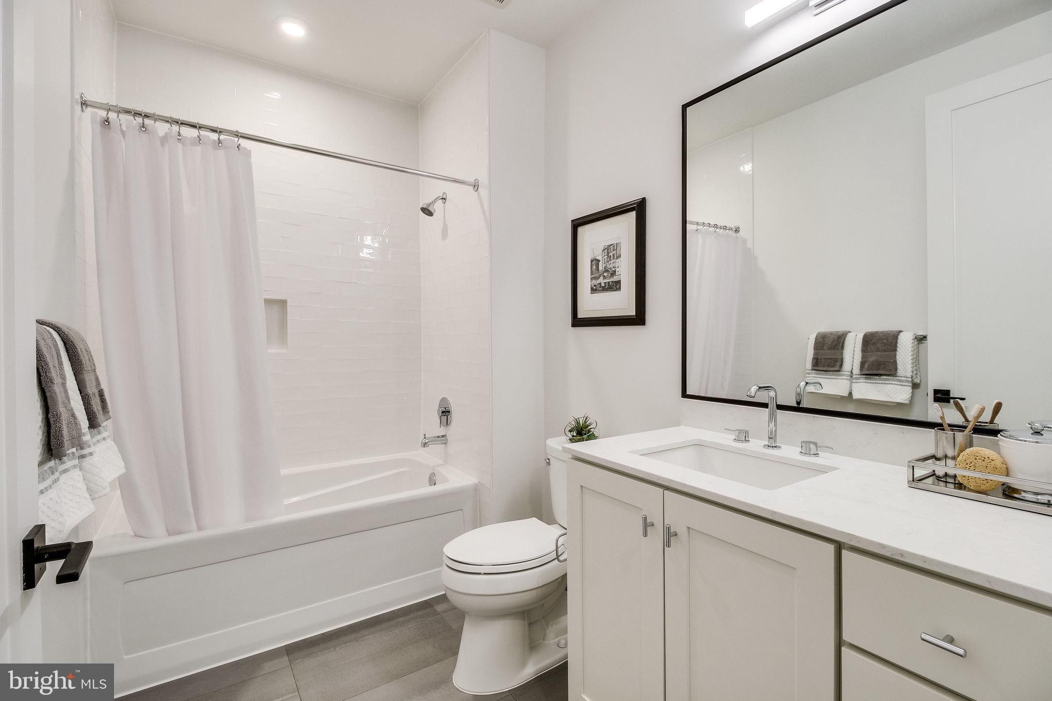 BOTTLING HOUSE - Residential Lease