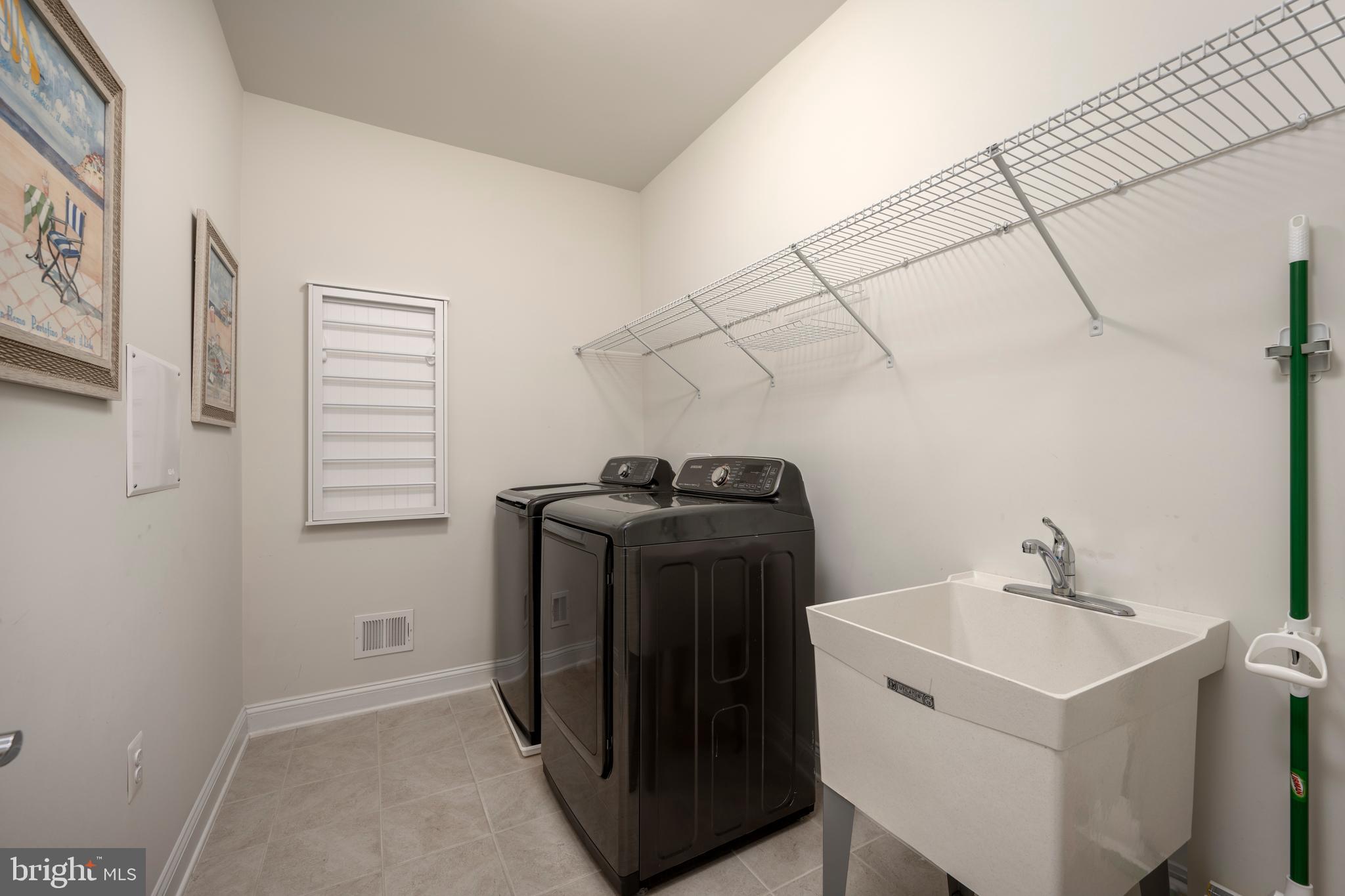 GLEN RIDDLE - Residential