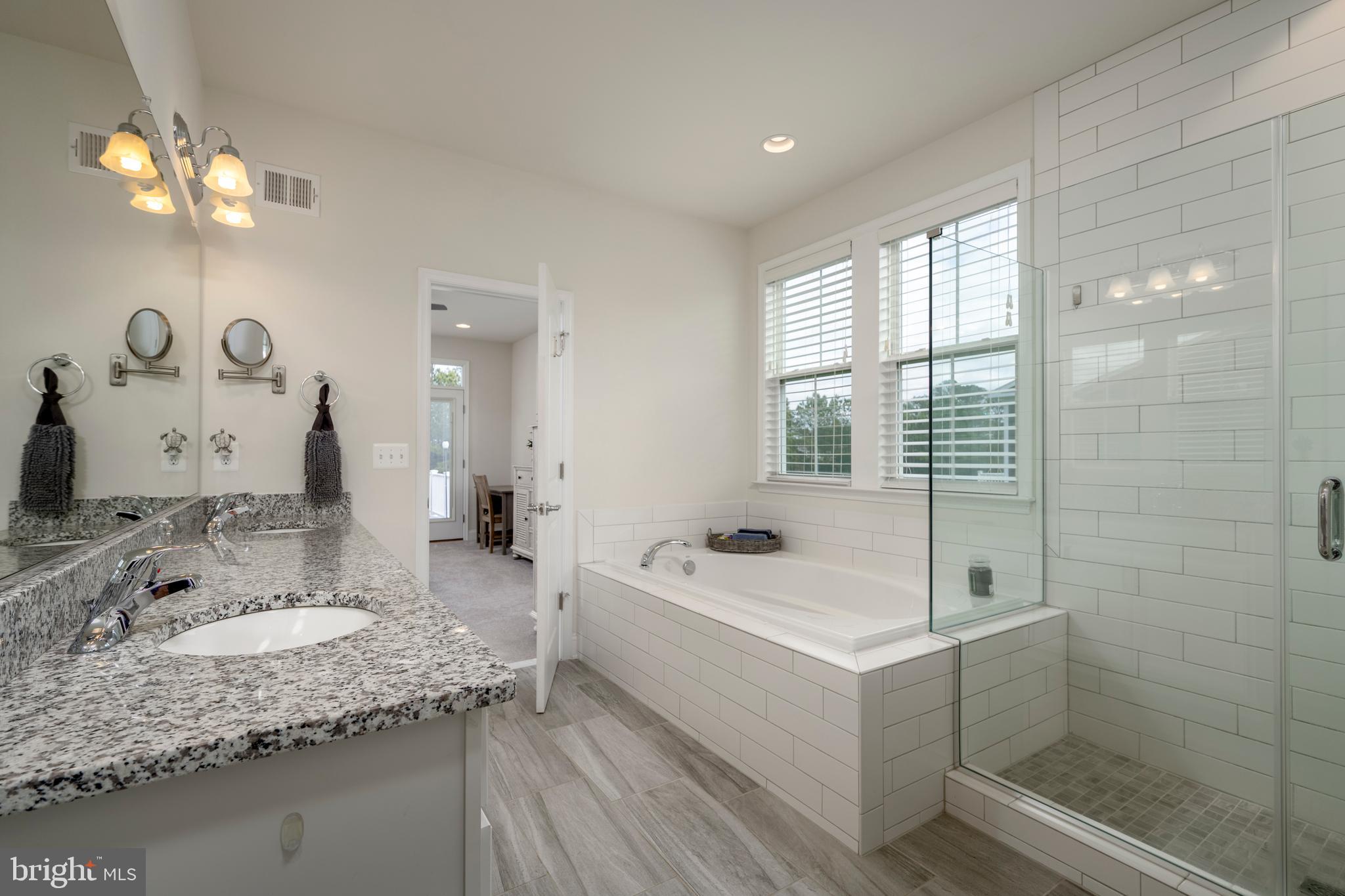 GLEN RIDDLE - Residential