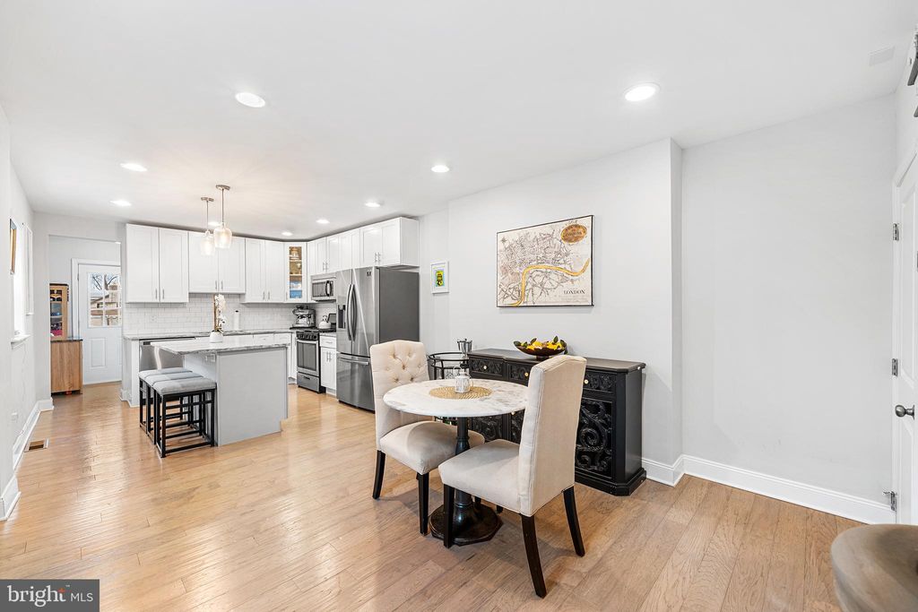 Photo of 523 Old Elm Street, CONSHOHOCKEN, PA 19428 (MLS # PAMC2164880)