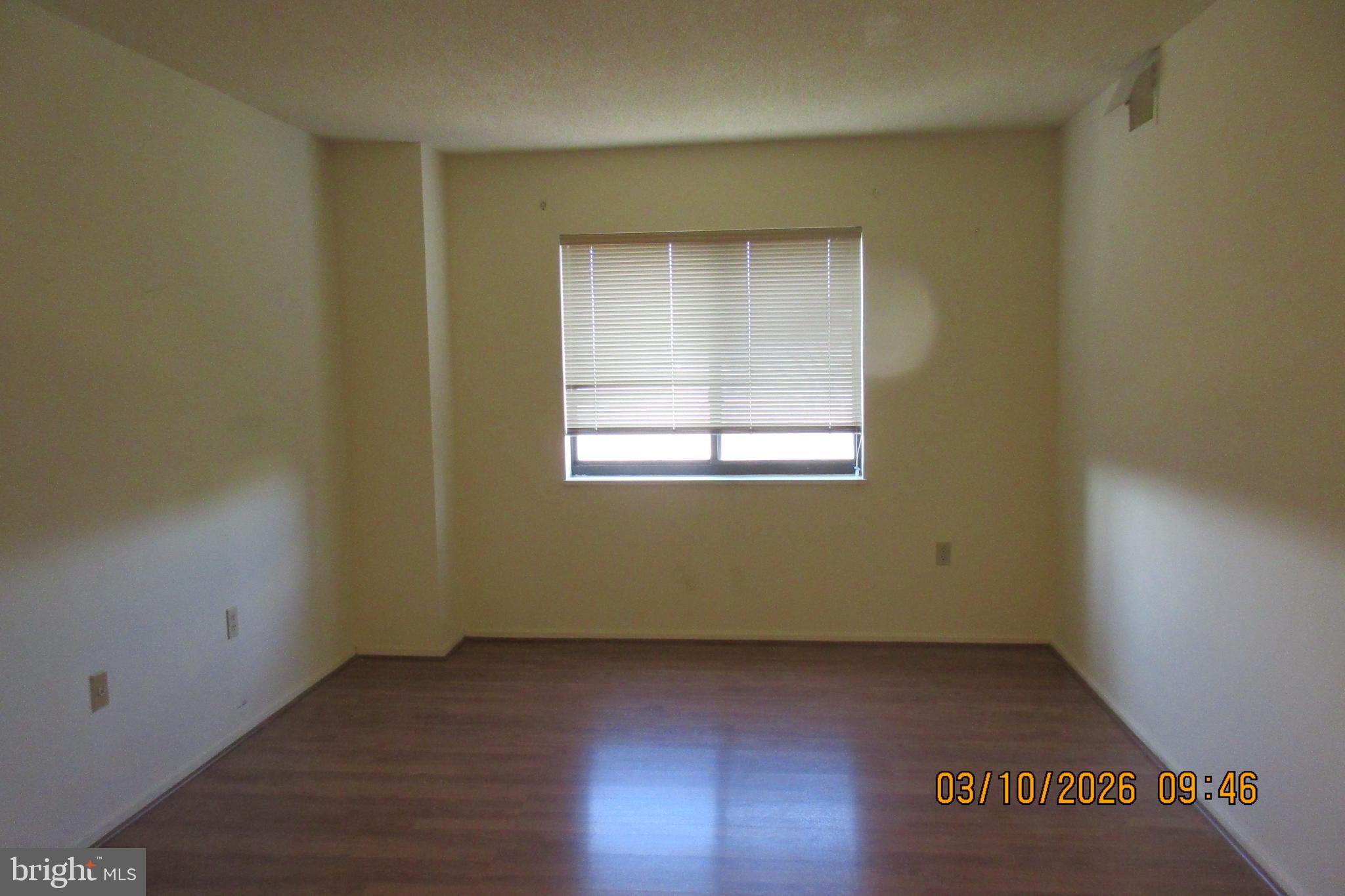 GREENS AT LEISURE WORLD - Residential