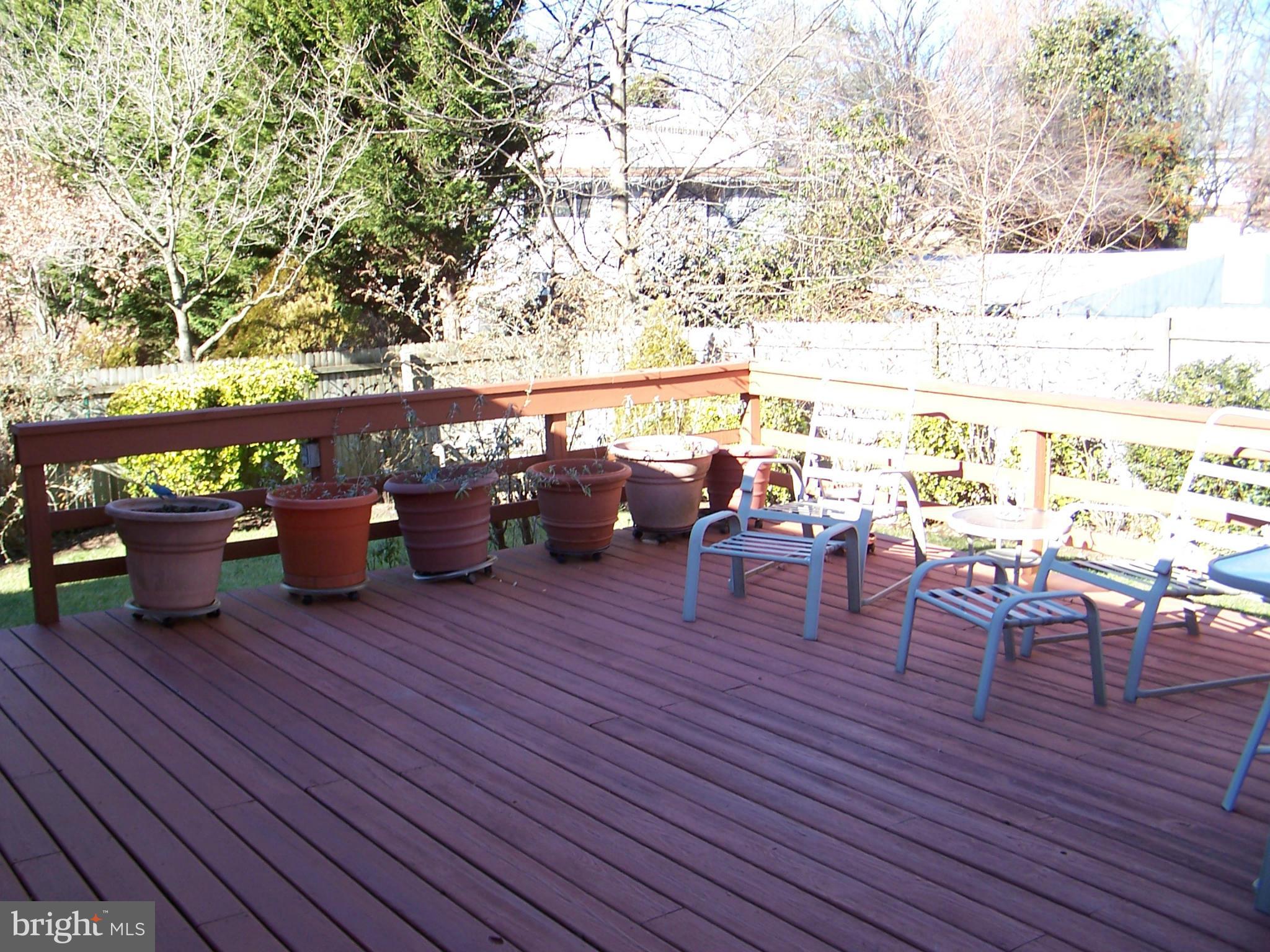 RAYMONDALE - Residential