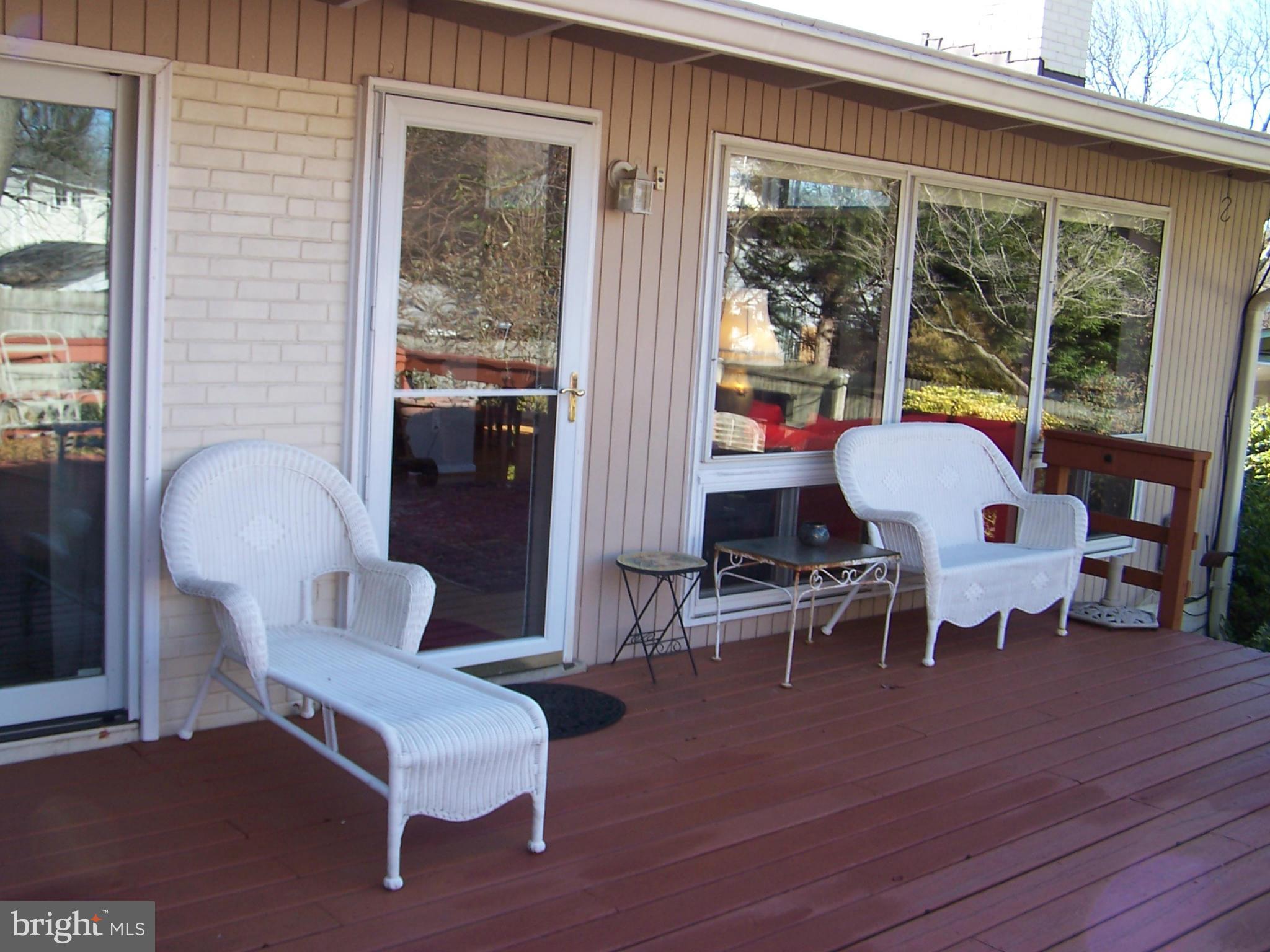 RAYMONDALE - Residential