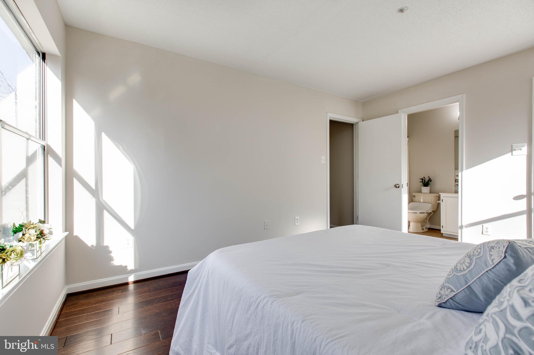 WINTERGATE AT LONGMEAD CROSSING - Residential