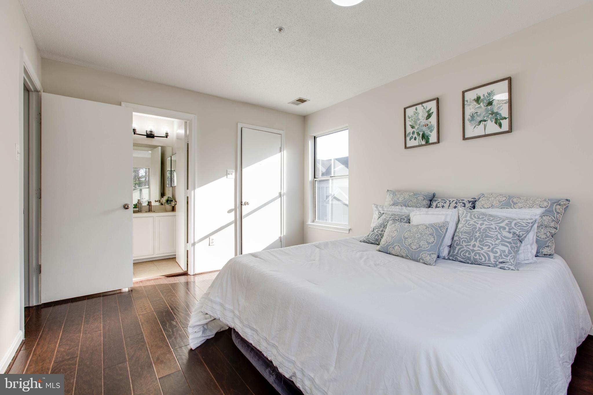 WINTERGATE AT LONGMEAD CROSSING - Residential