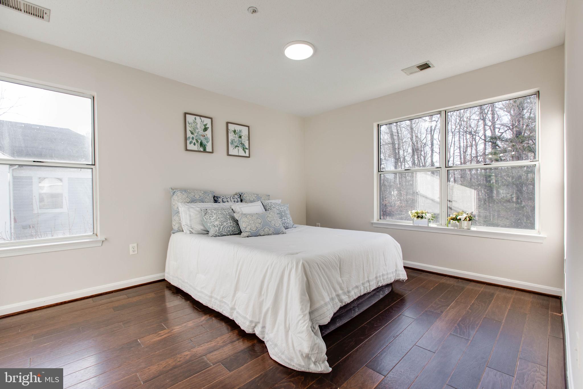 WINTERGATE AT LONGMEAD CROSSING - Residential