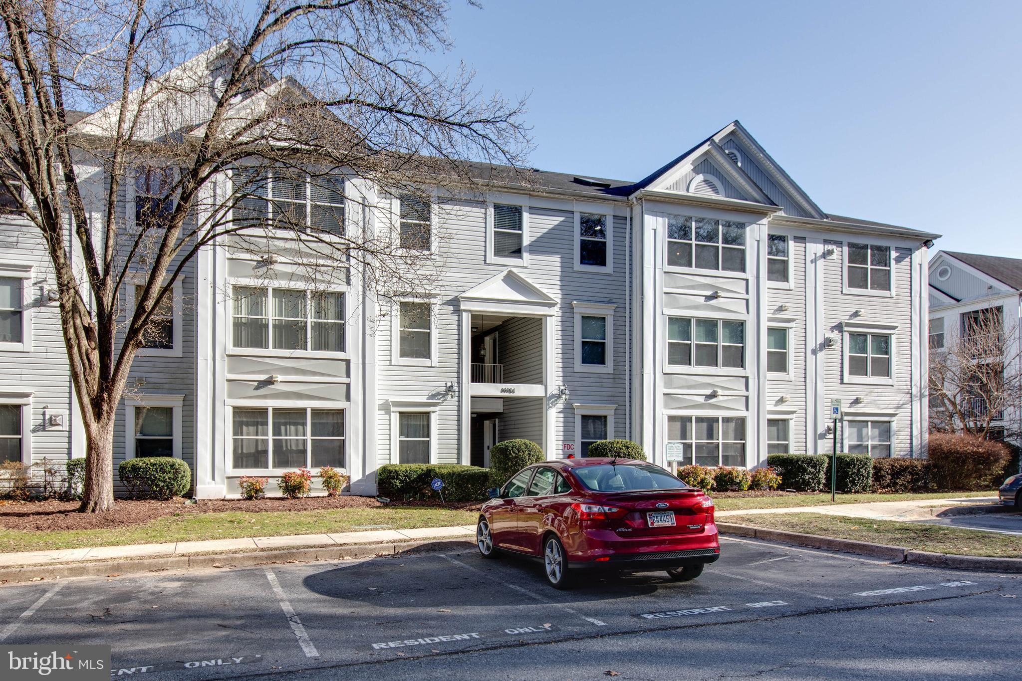 WINTERGATE AT LONGMEAD CROSSING - Residential