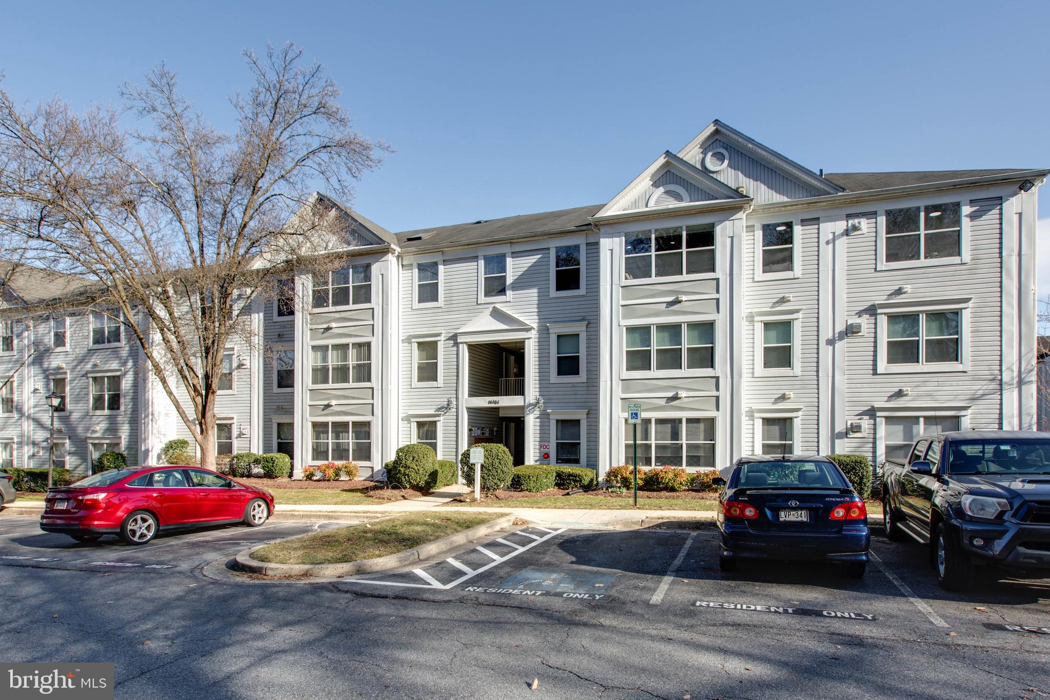 WINTERGATE AT LONGMEAD CROSSING - Residential