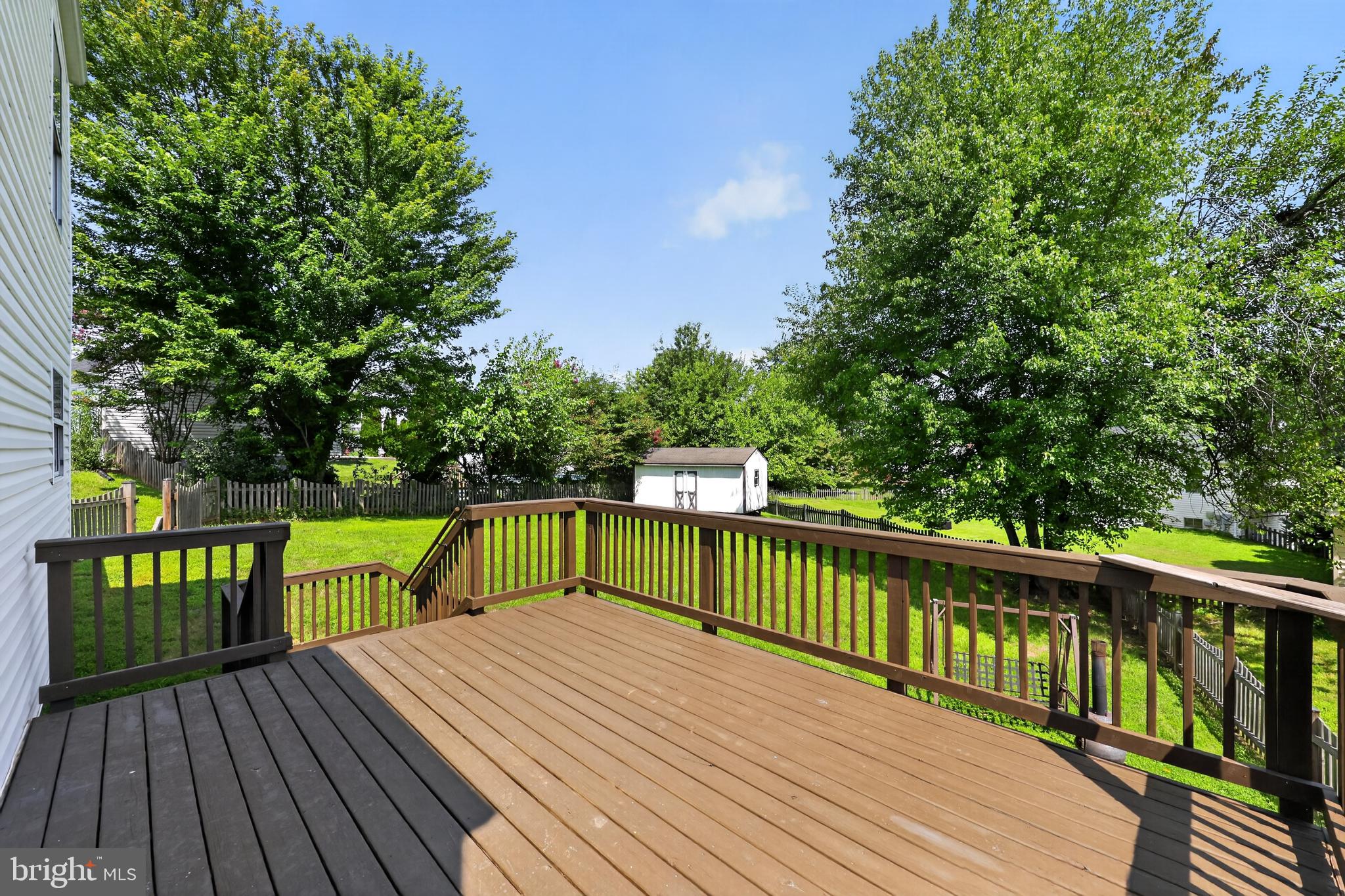5624 REARDON LANE