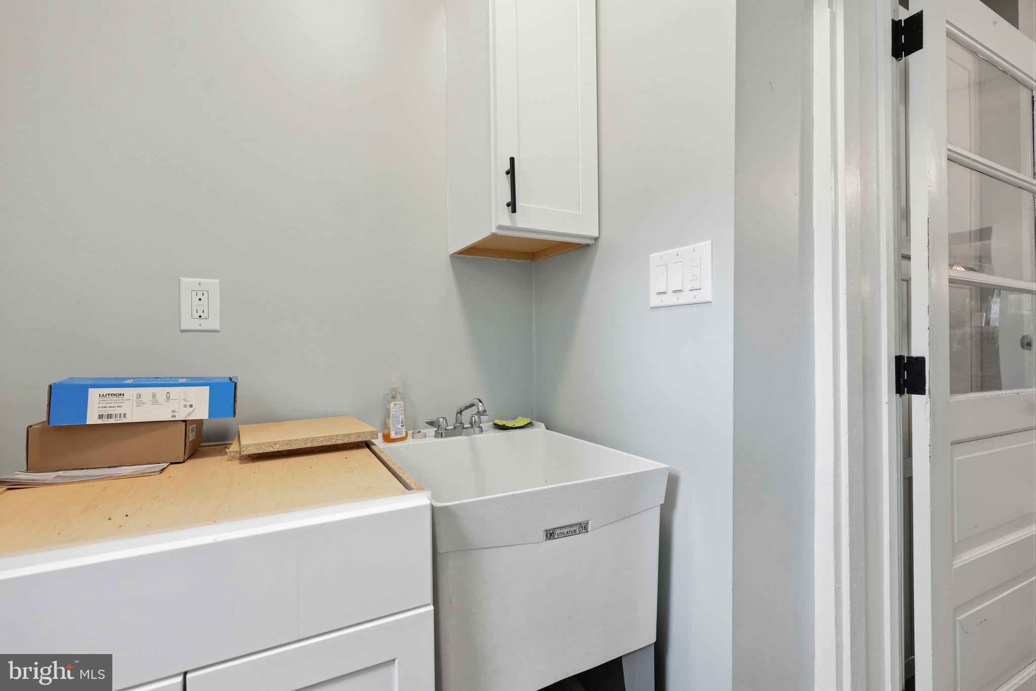 ROXBOROUGH - Residential