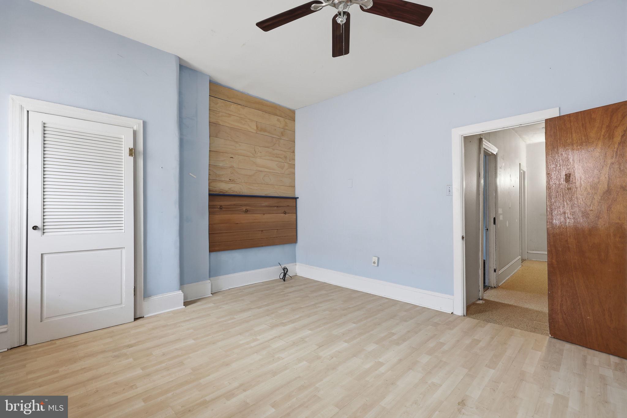 ROXBOROUGH - Residential