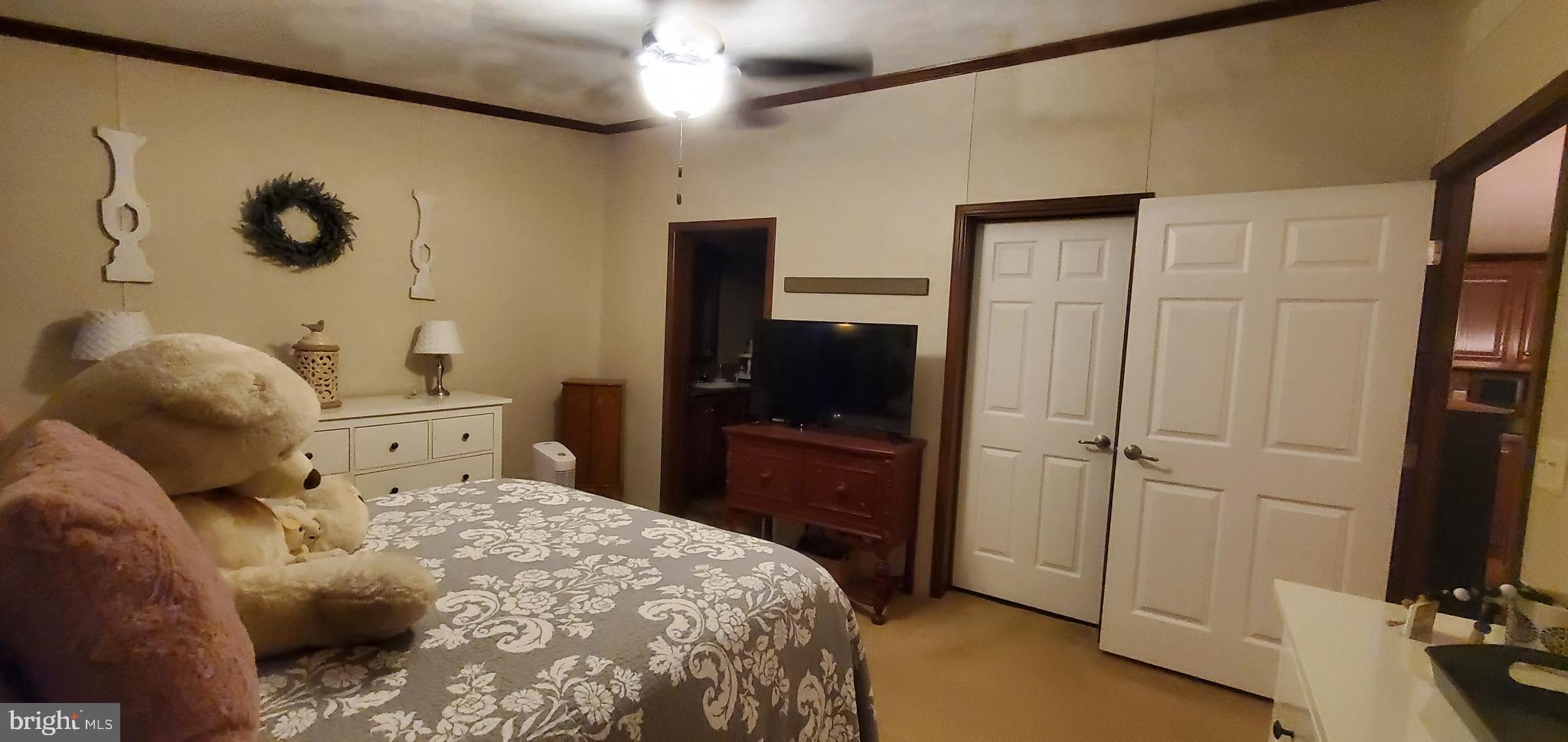 MAYBELLE MANOR - Residential