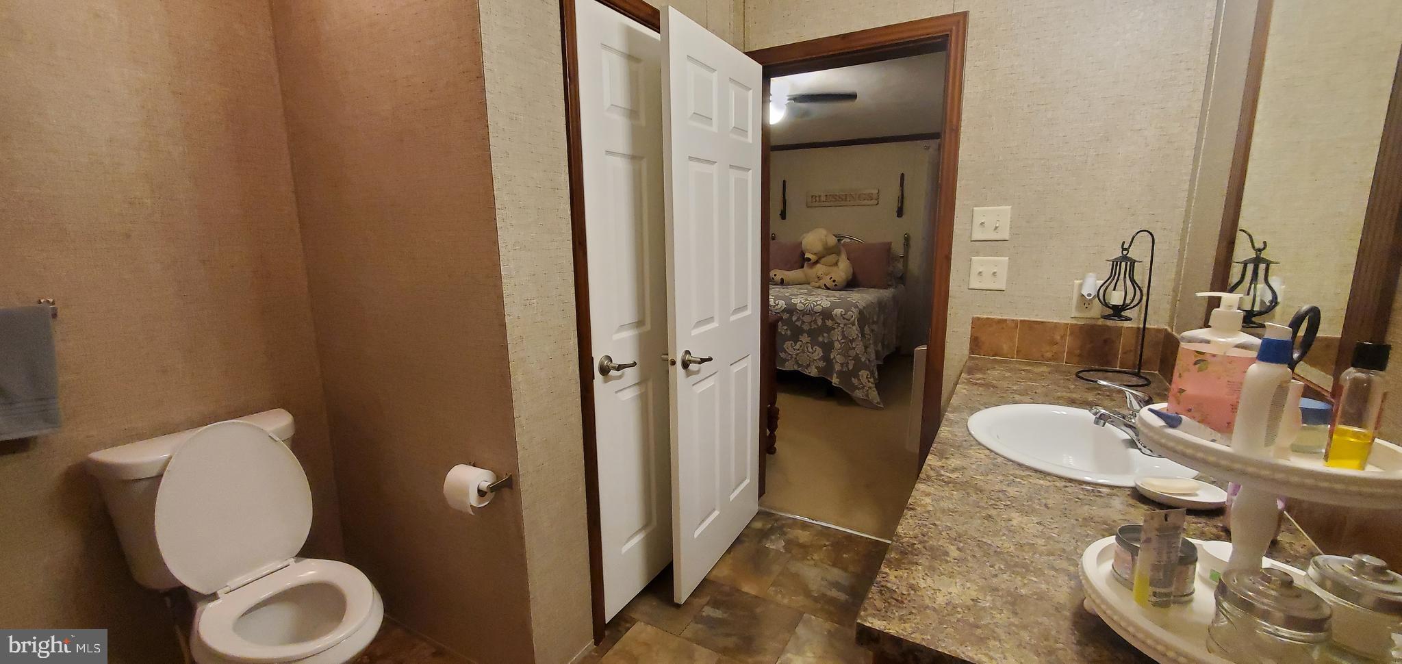 MAYBELLE MANOR - Residential