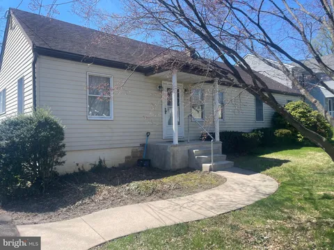 425 Arbutus Avenue, Horsham, PA 19044 - MLS#: PAMC2136218