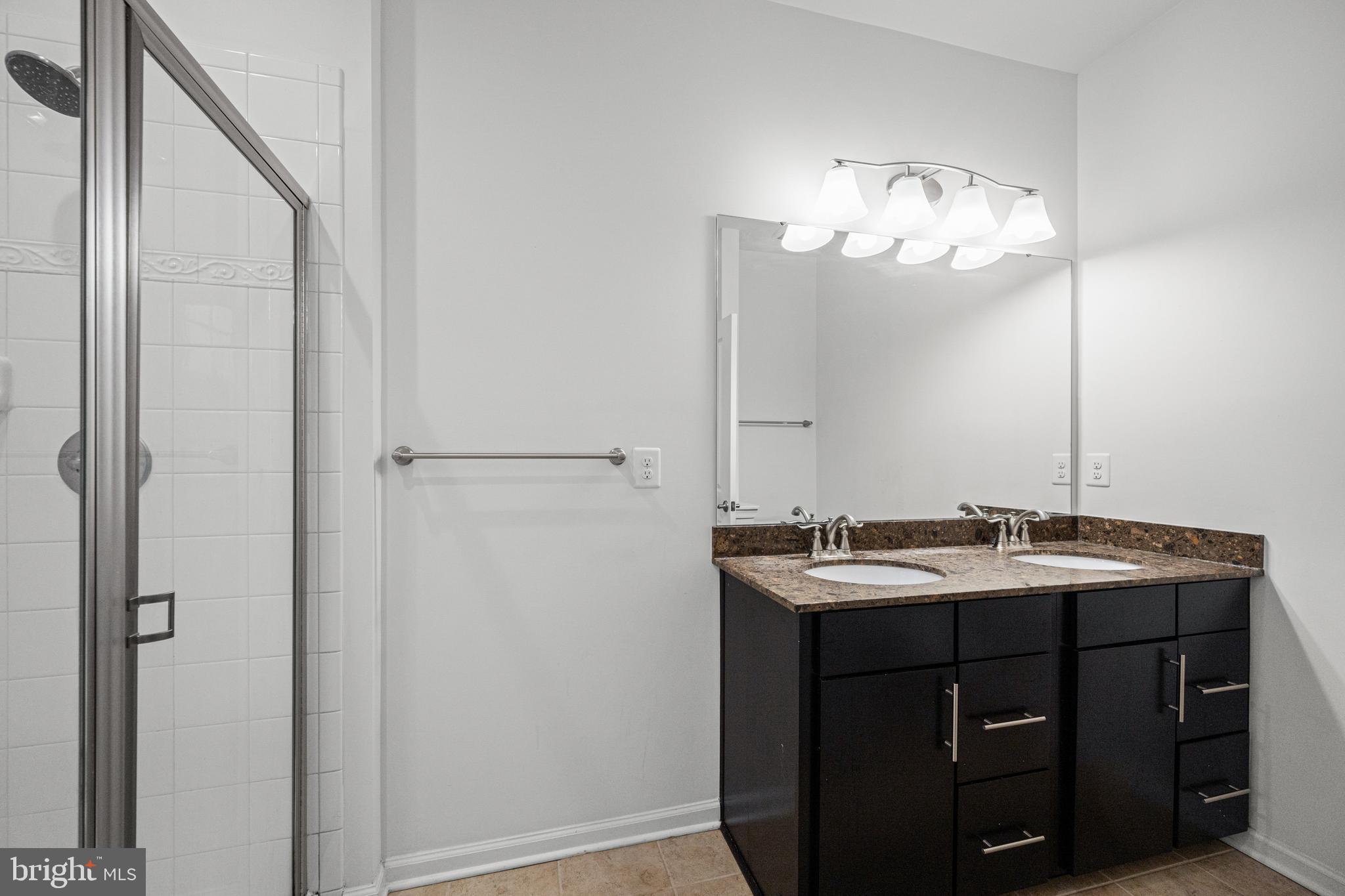 HOWARD SQUARE - Residential Lease