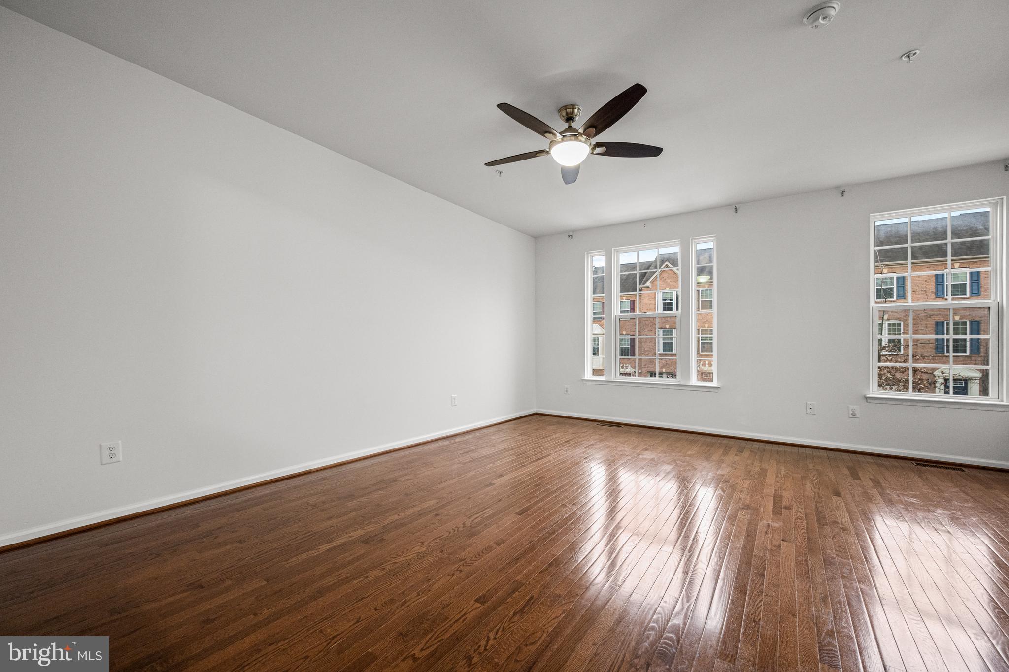 HOWARD SQUARE - Residential Lease