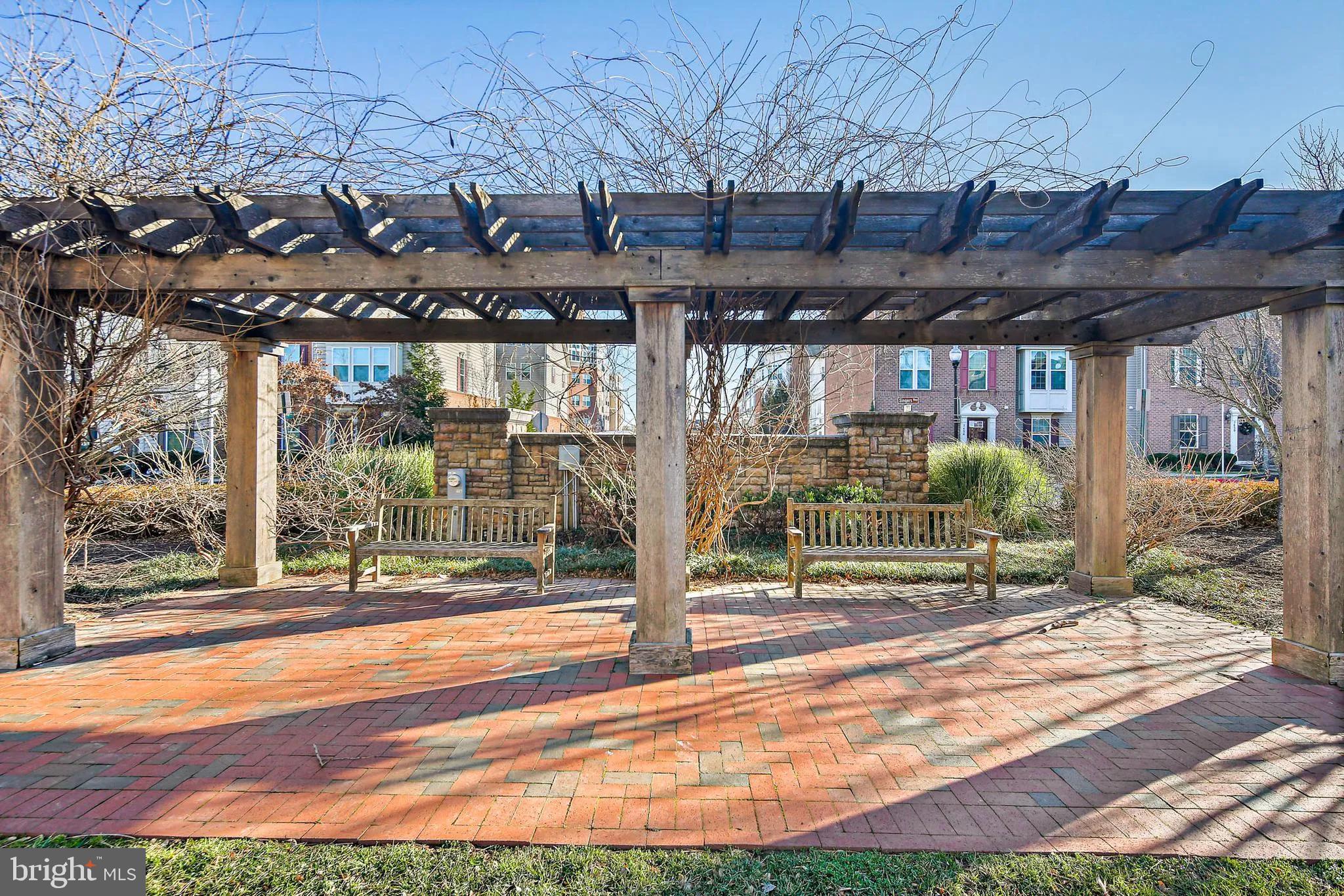 HOWARD SQUARE - Residential Lease