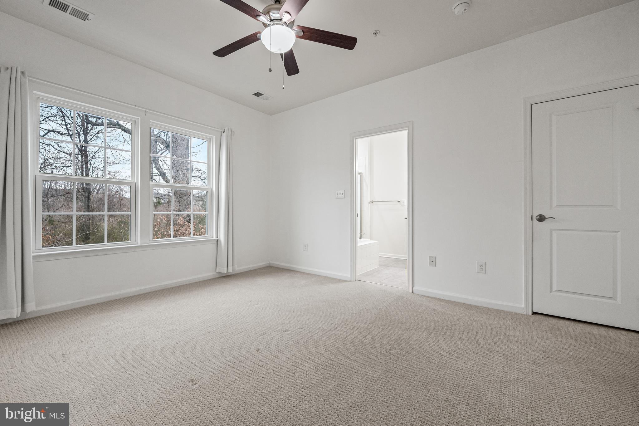 HOWARD SQUARE - Residential Lease