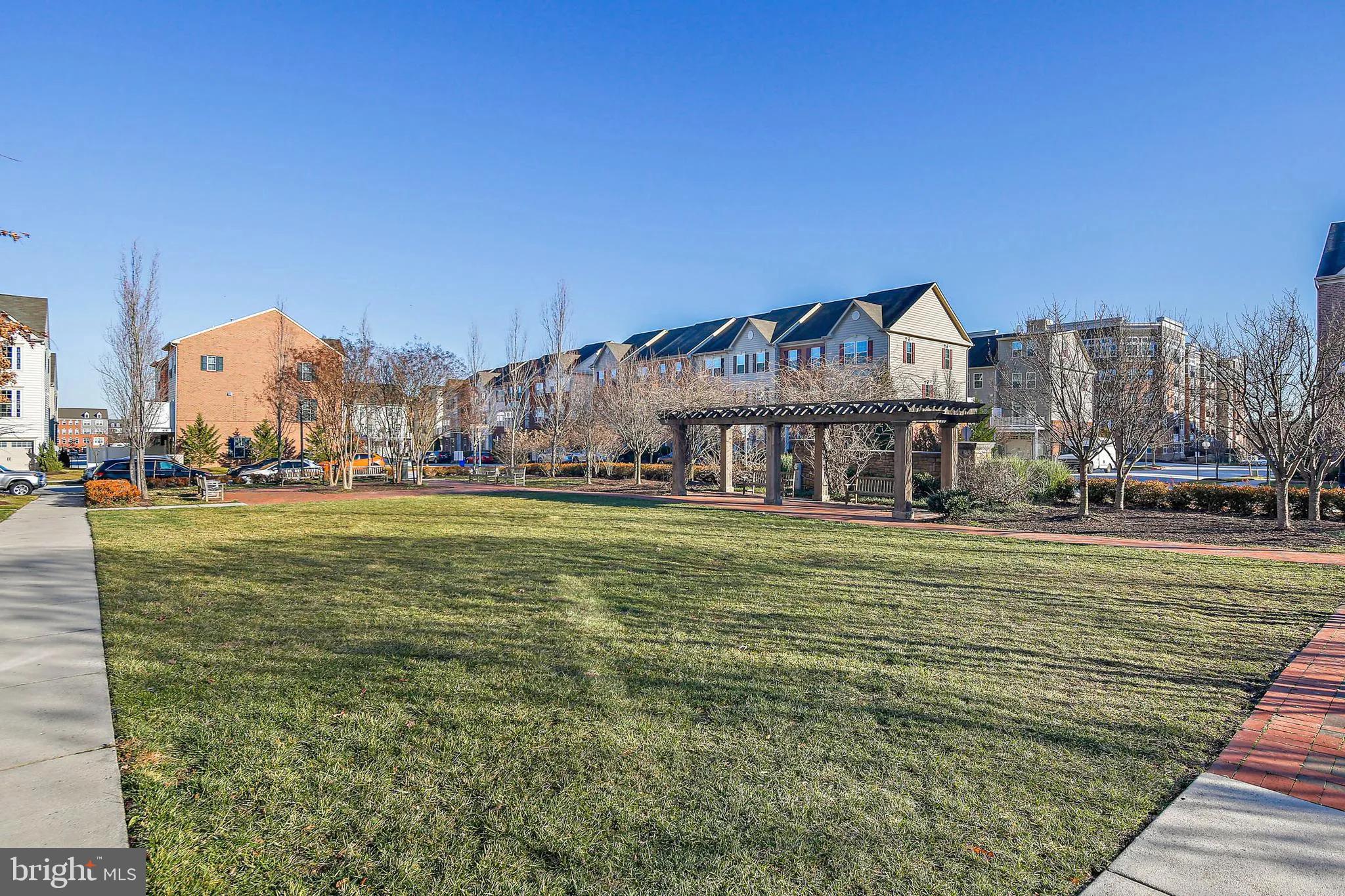 HOWARD SQUARE - Residential Lease