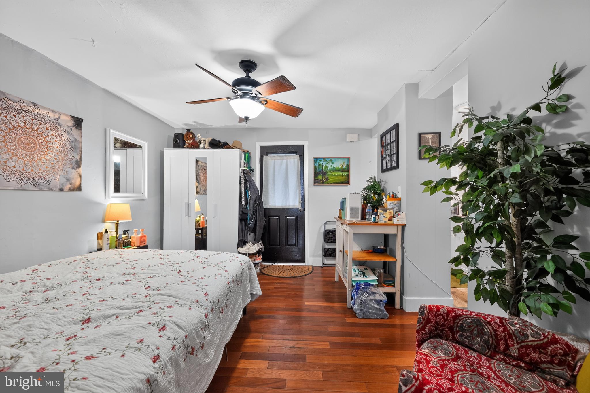 433 POPLAR STREET