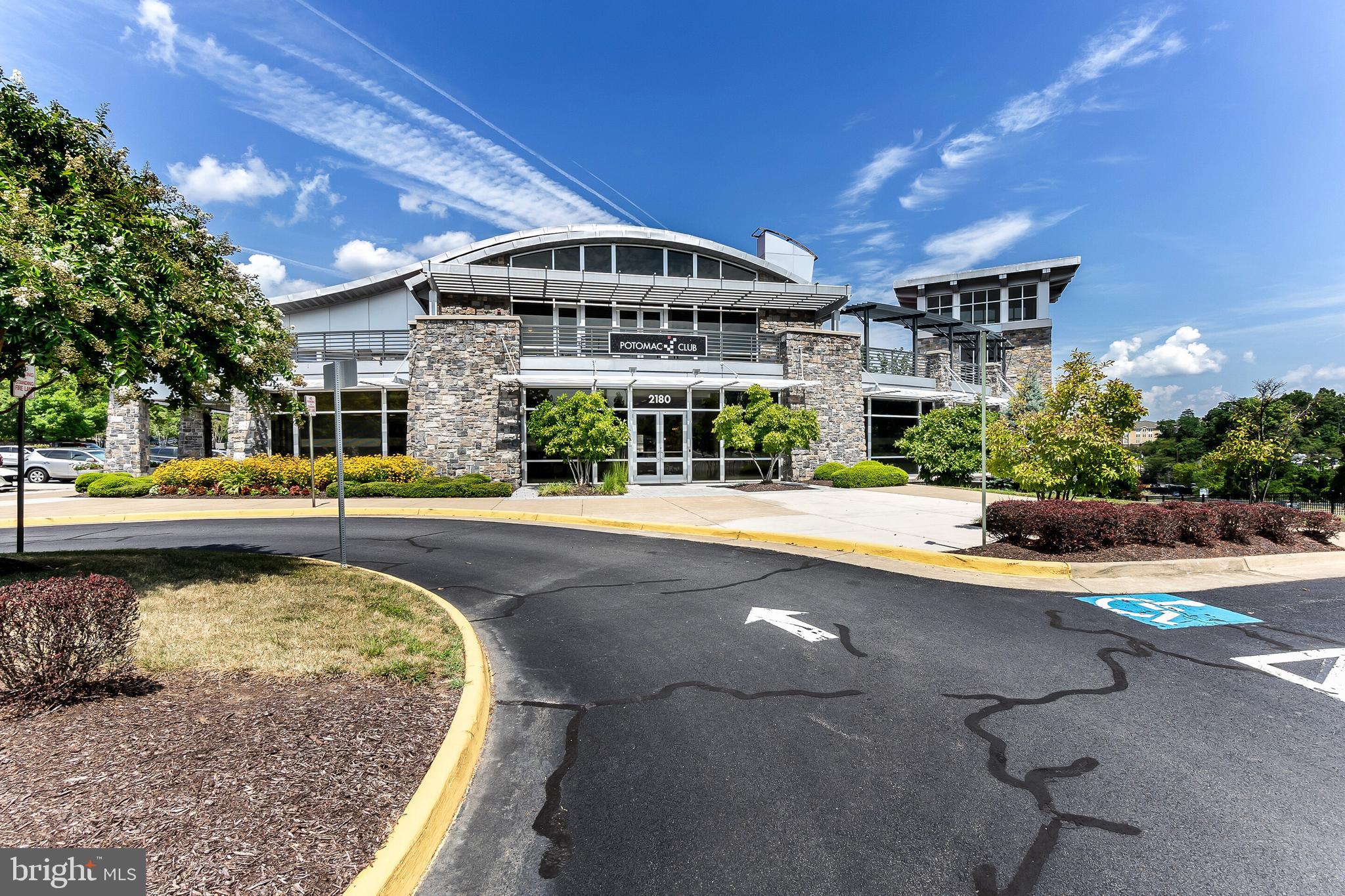 POTOMAC CLUB II - Residential