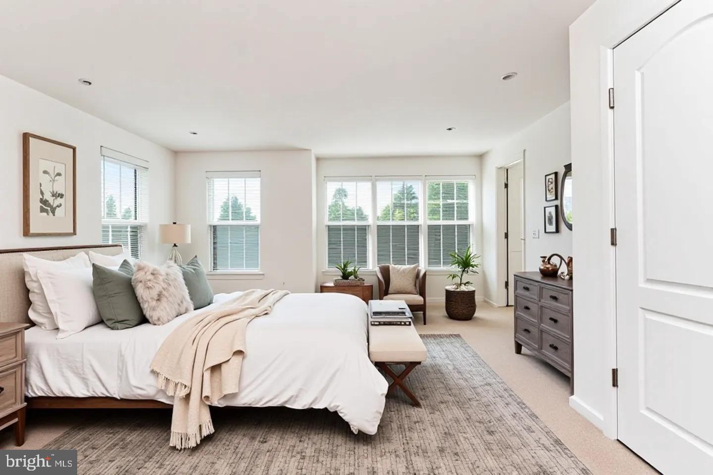 POTOMAC CLUB II - Residential