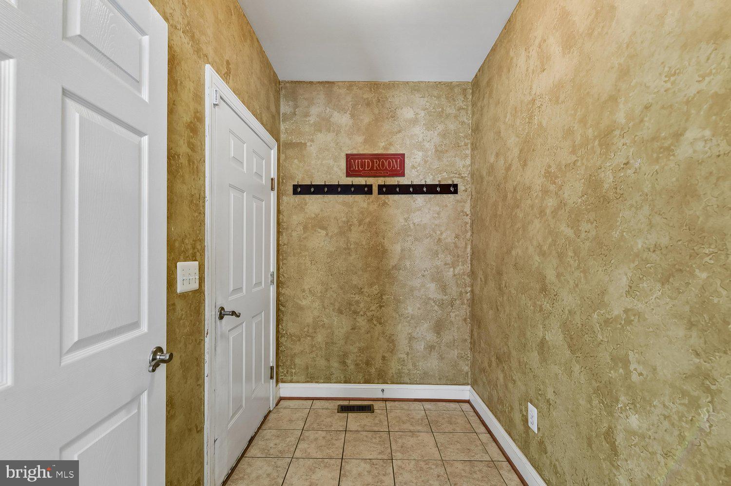 MAGOTHY PINES ESTATES - Residential