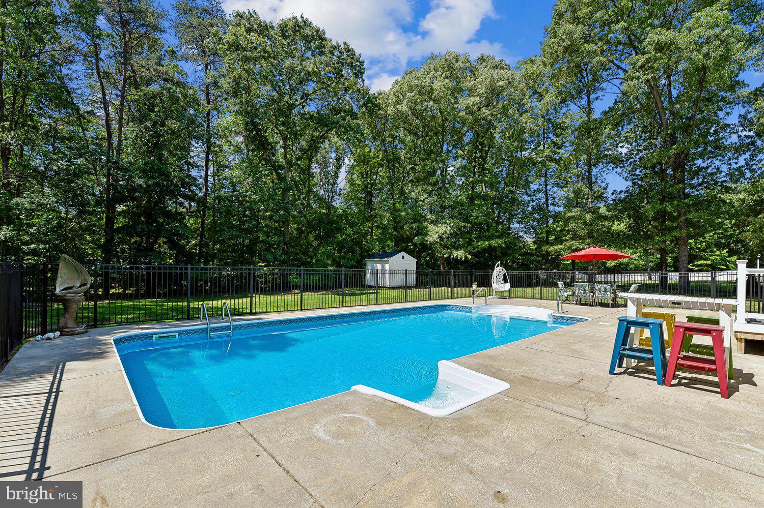 MAGOTHY PINES ESTATES - Residential