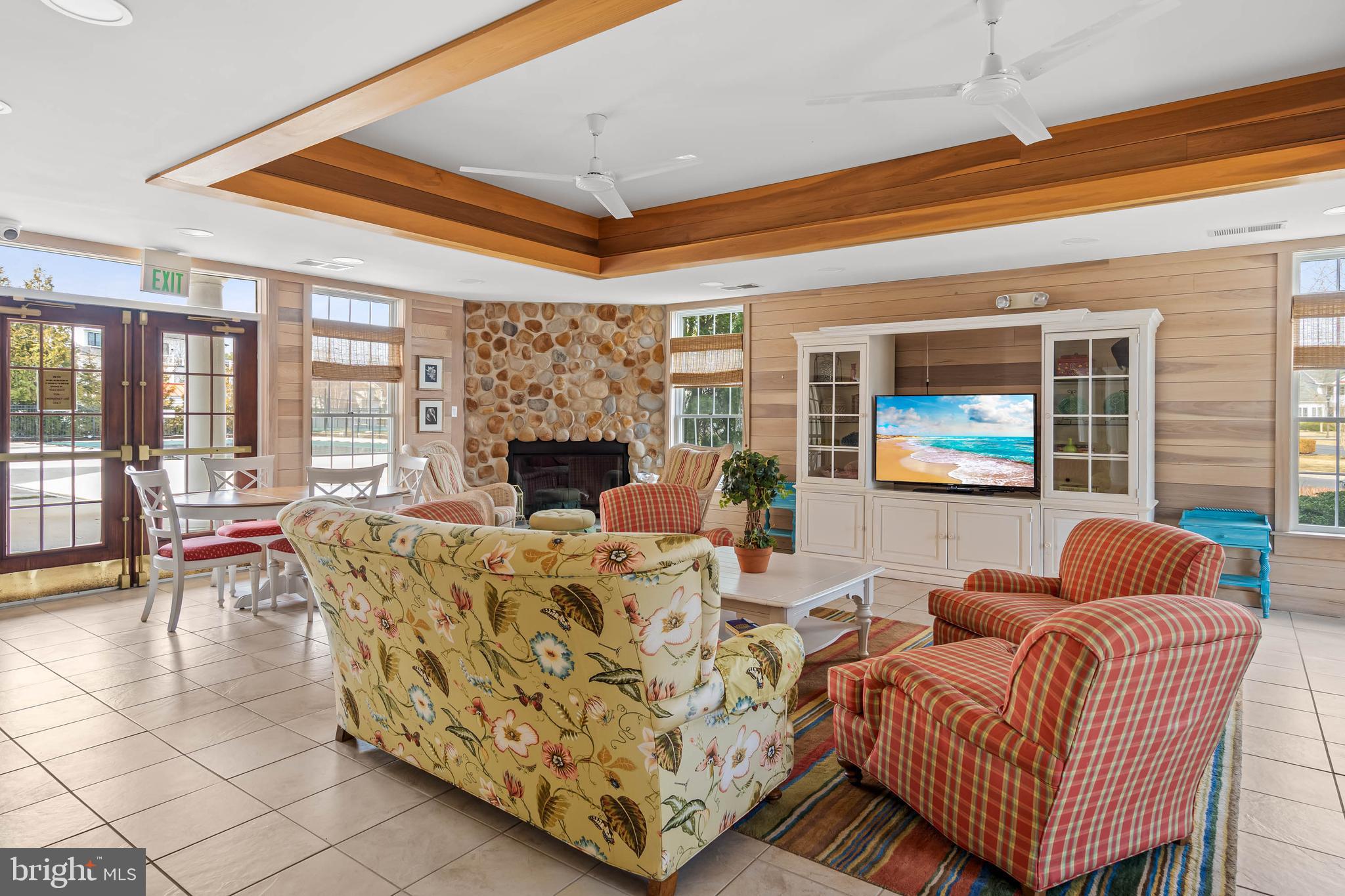 BETHANY LAKES - Residential