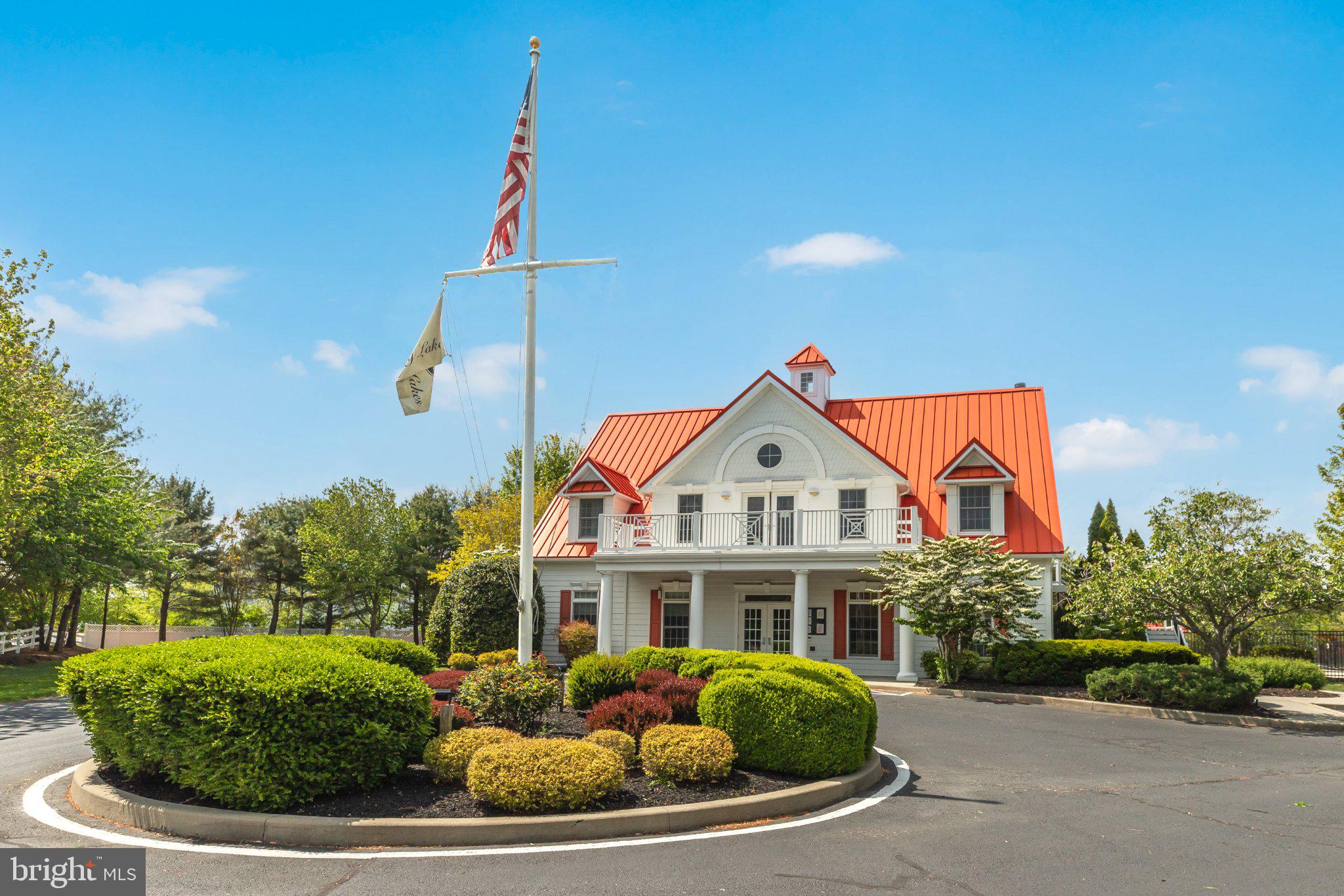BETHANY LAKES - Residential