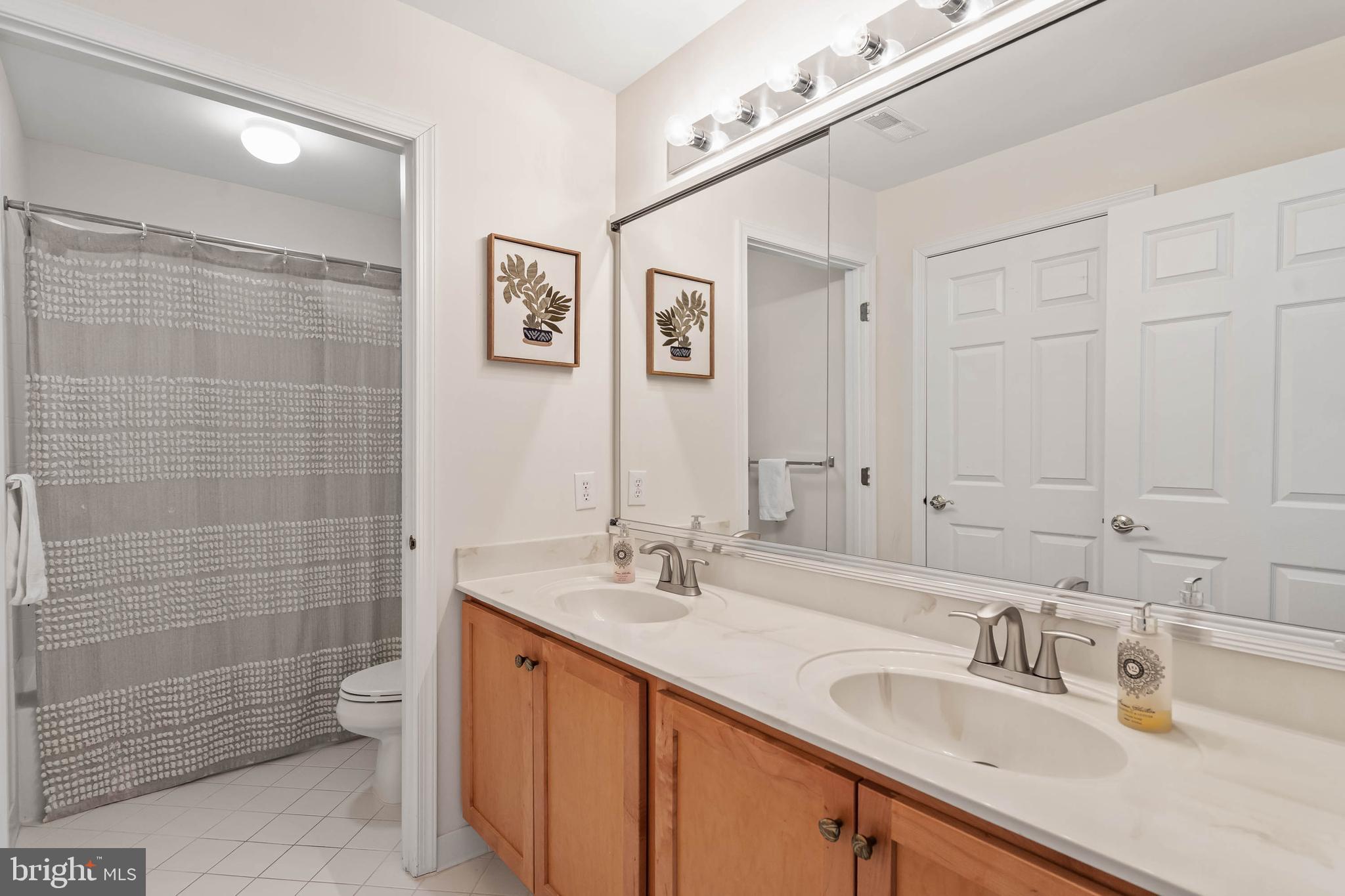 BETHANY LAKES - Residential