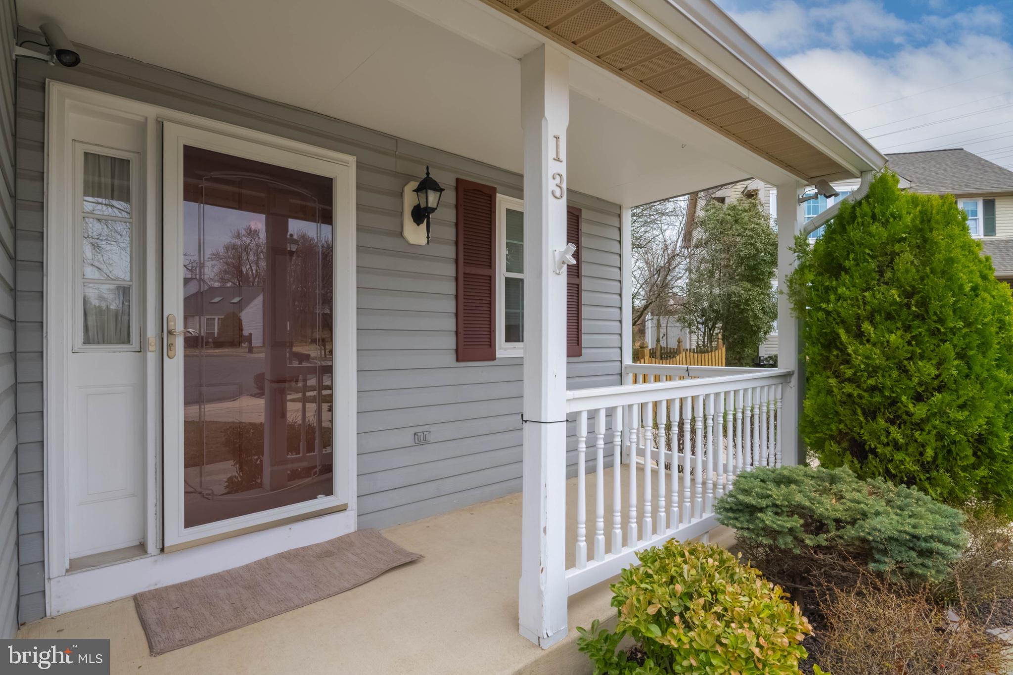 RIDGELYS CHOICE - Residential