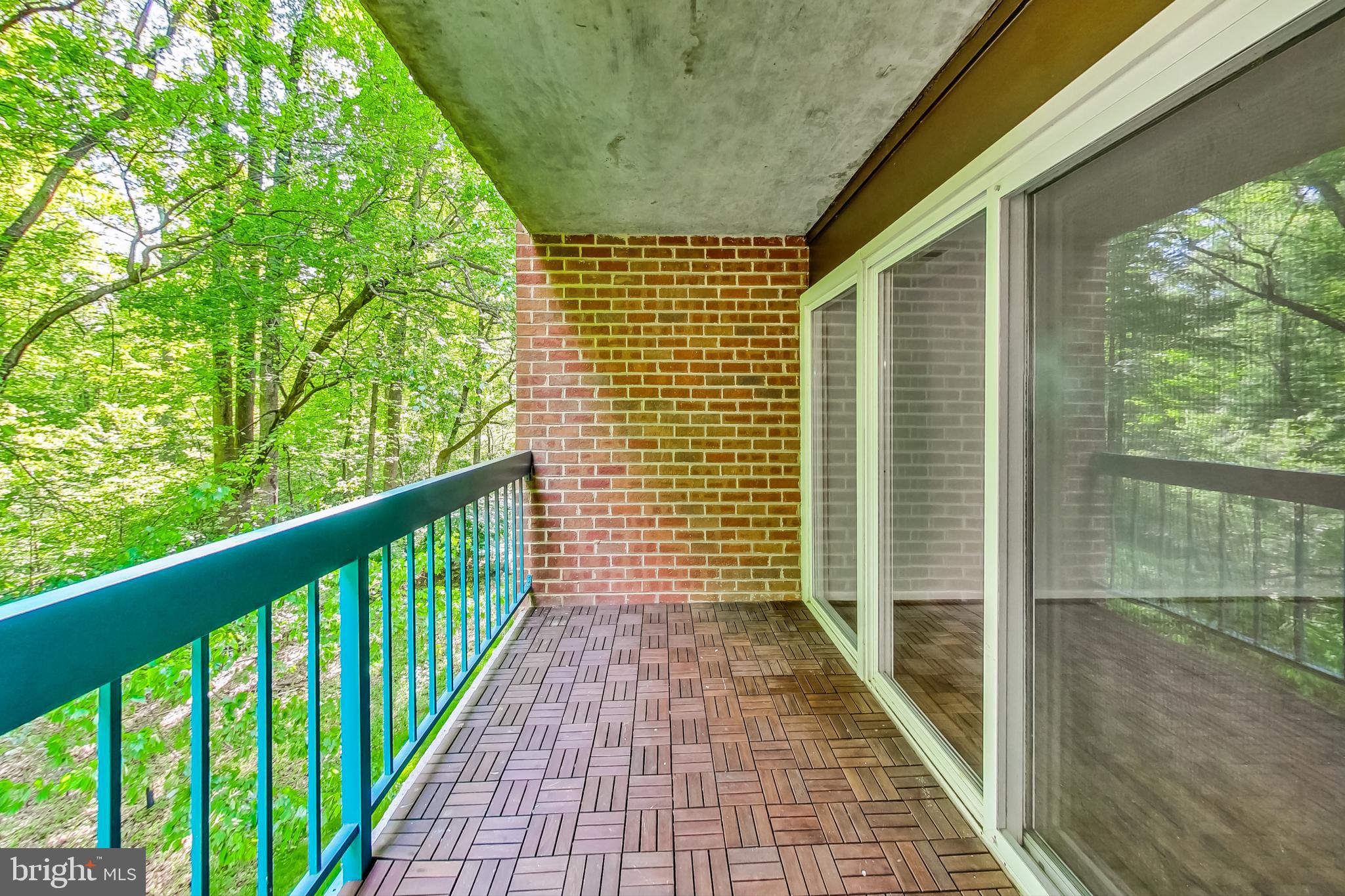 HUNTERS WOODS VILLAGE - Residential