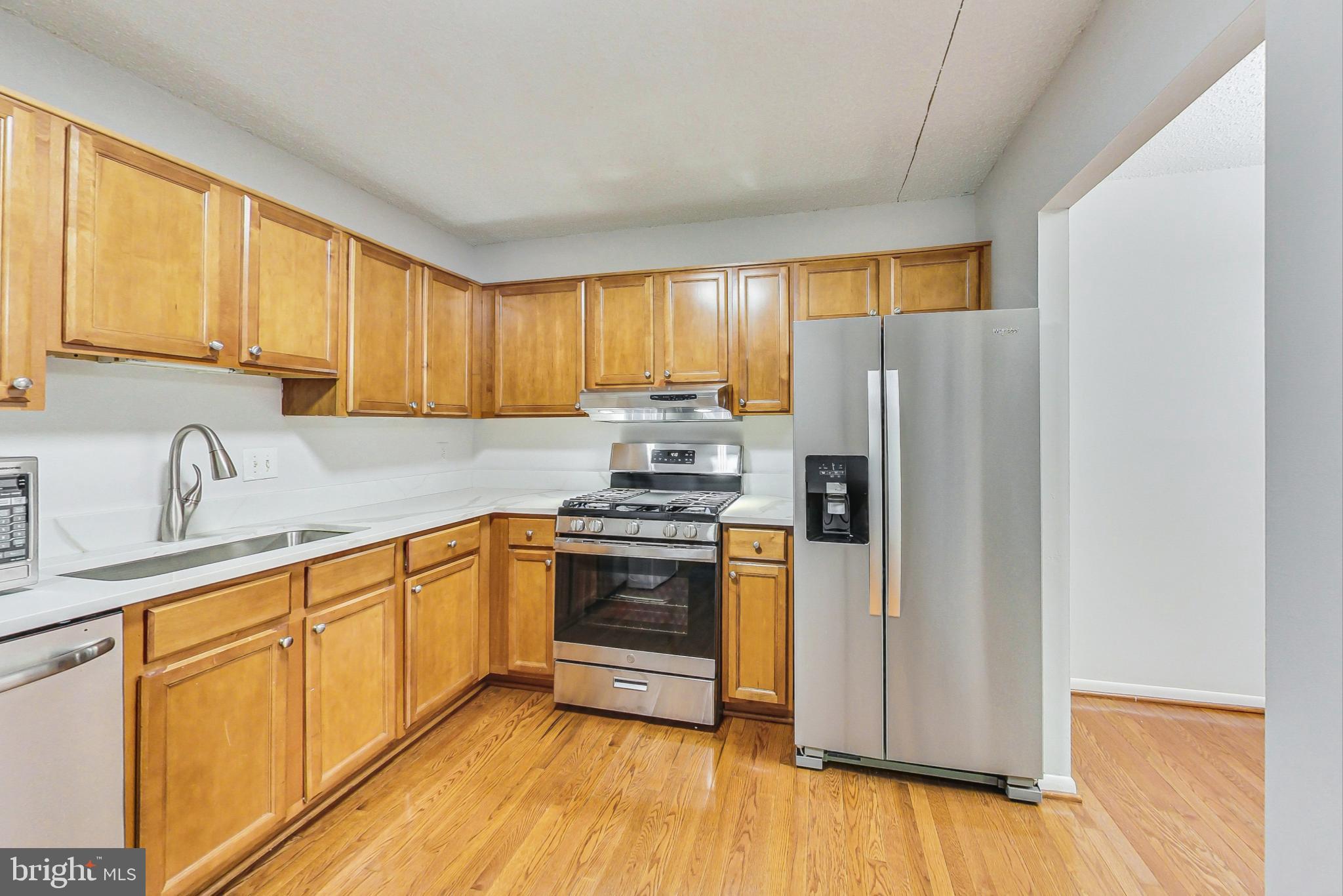 HUNTERS WOODS VILLAGE - Residential