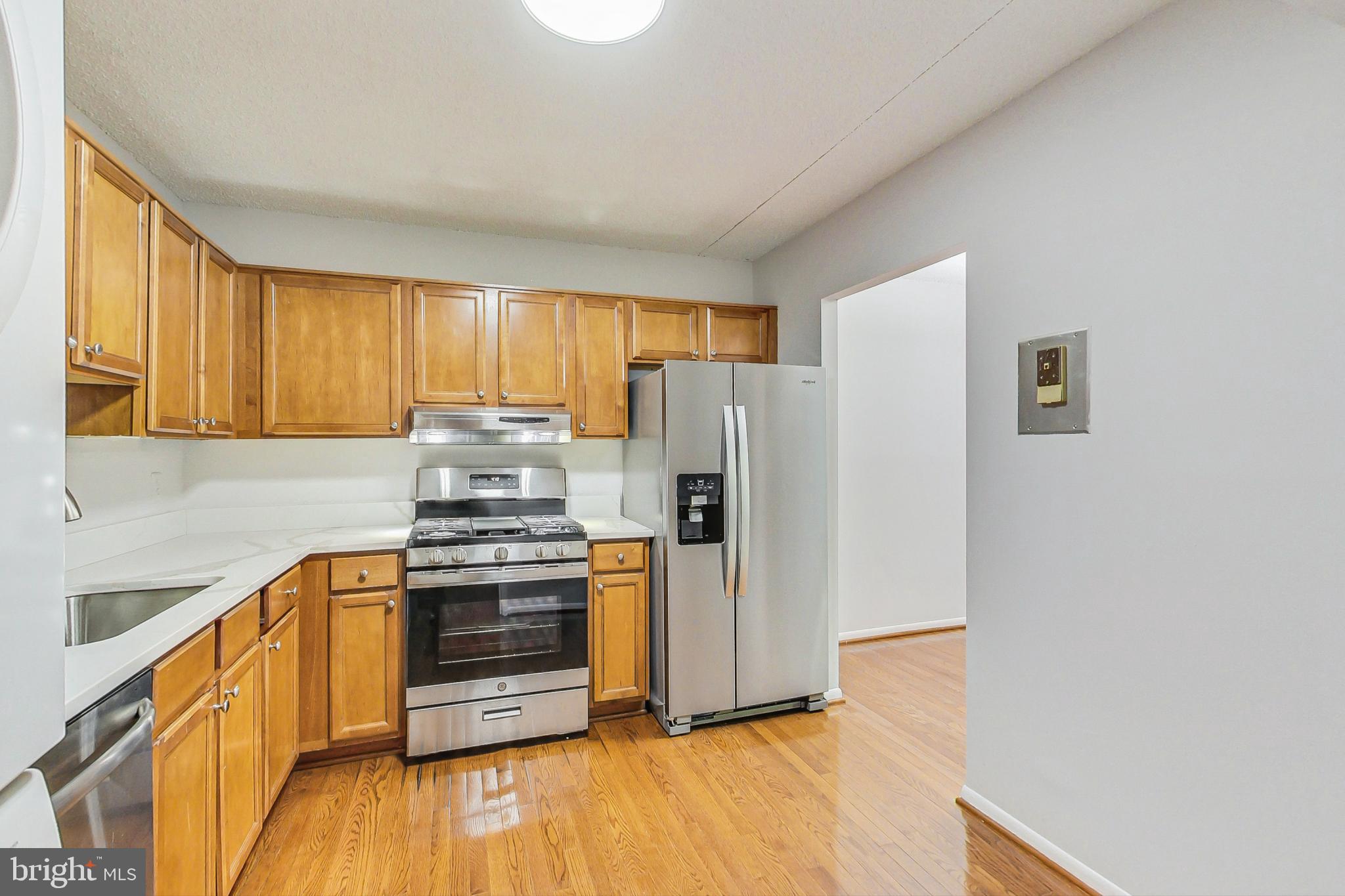 HUNTERS WOODS VILLAGE - Residential