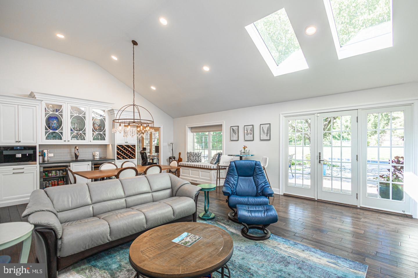 RED FOX FARMS - Residential