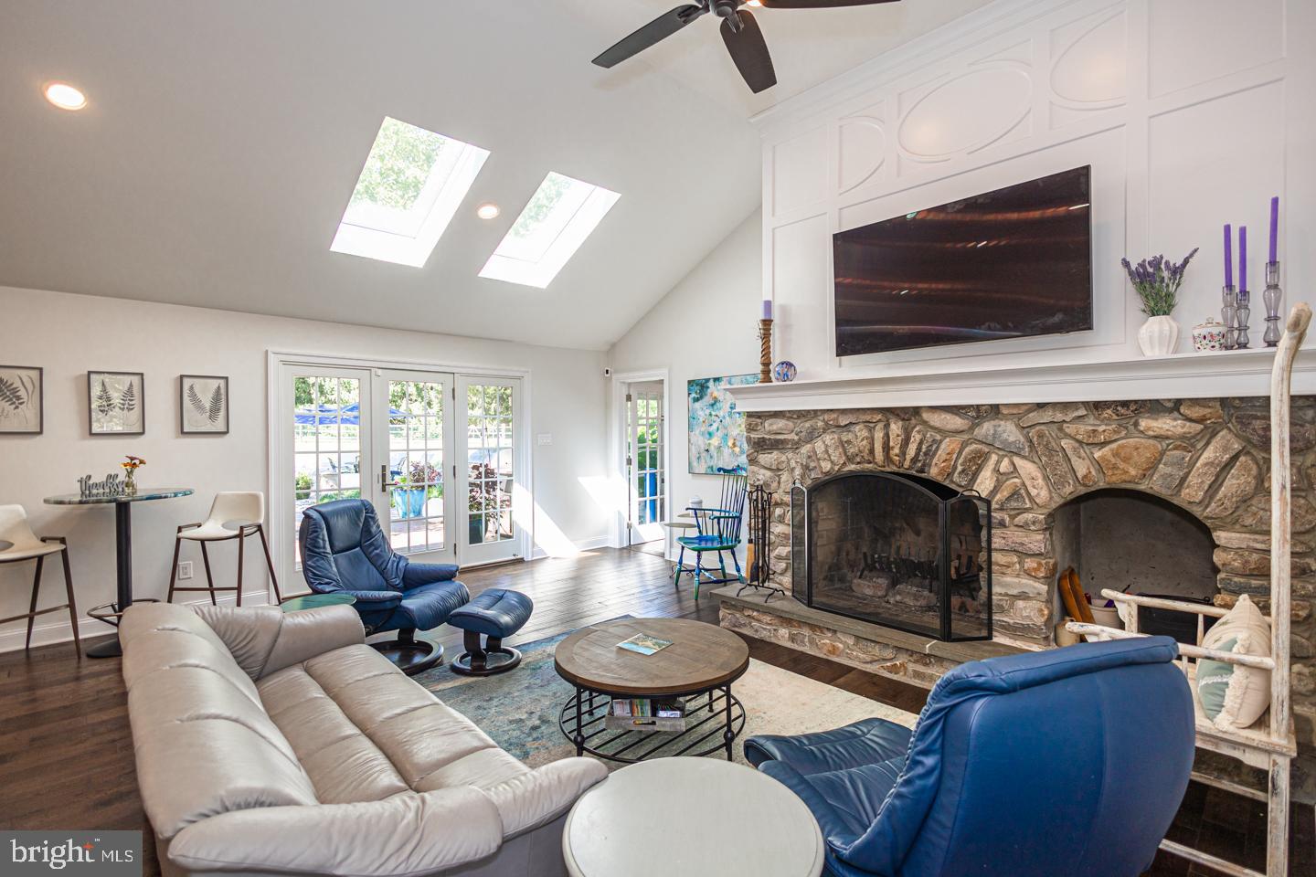 RED FOX FARMS - Residential