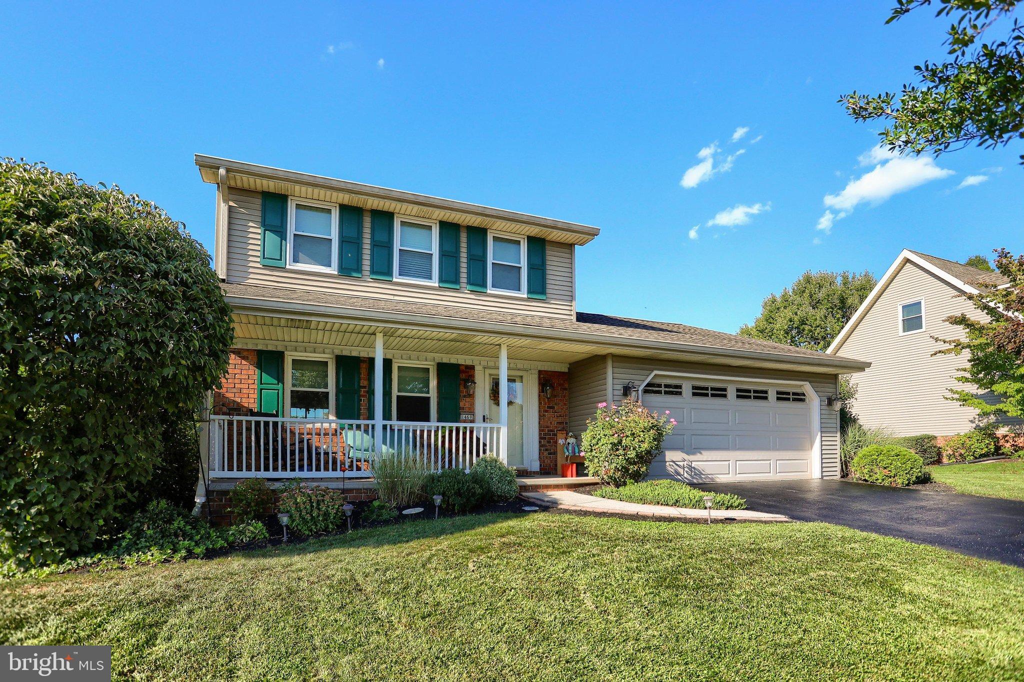 1460 WOODRIDGE DRIVE