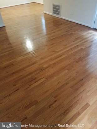 LANDOVER - Residential