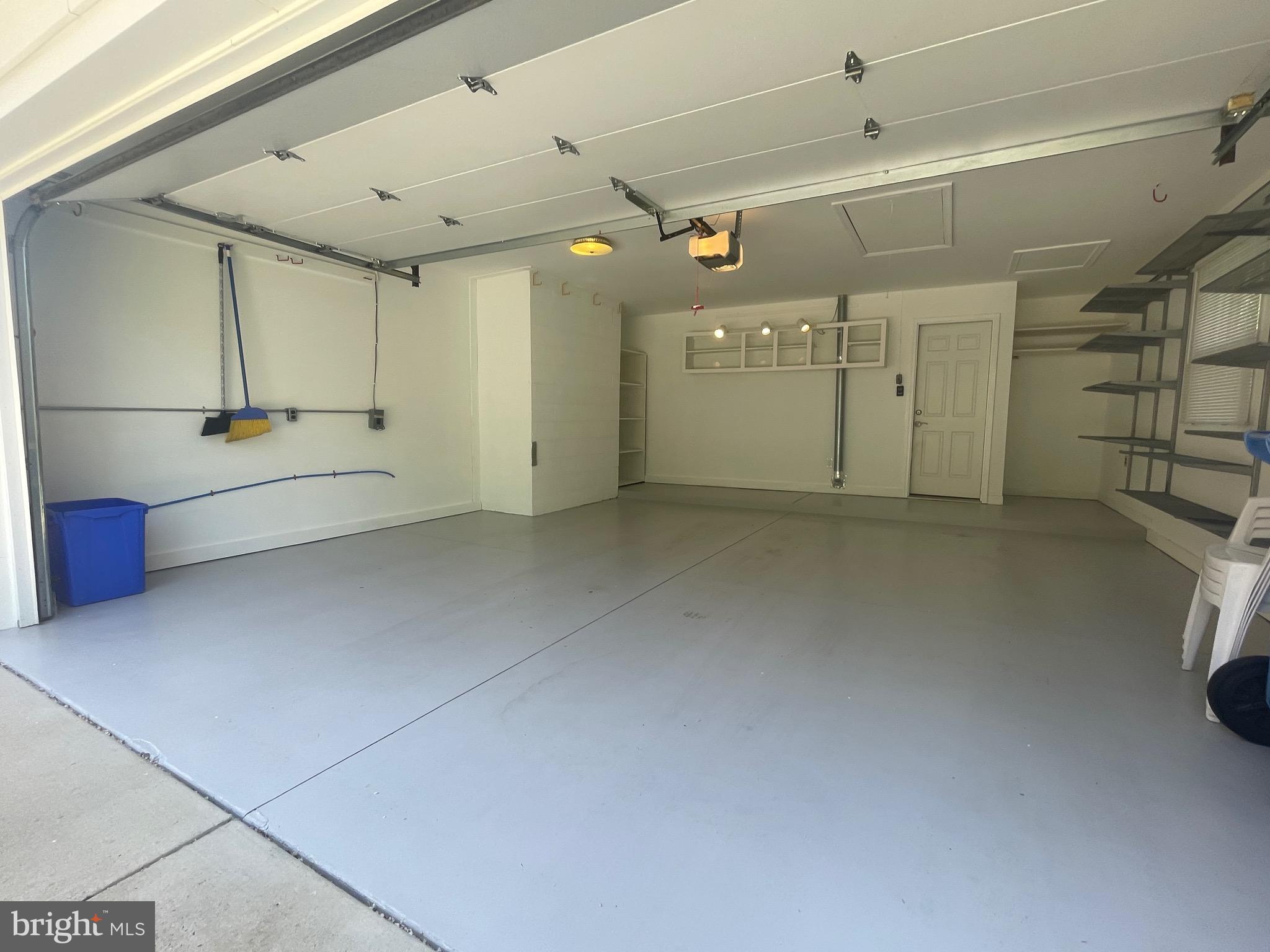 FOX HILLS - Residential