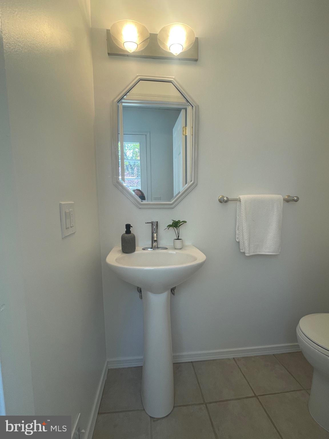 FOX HILLS - Residential