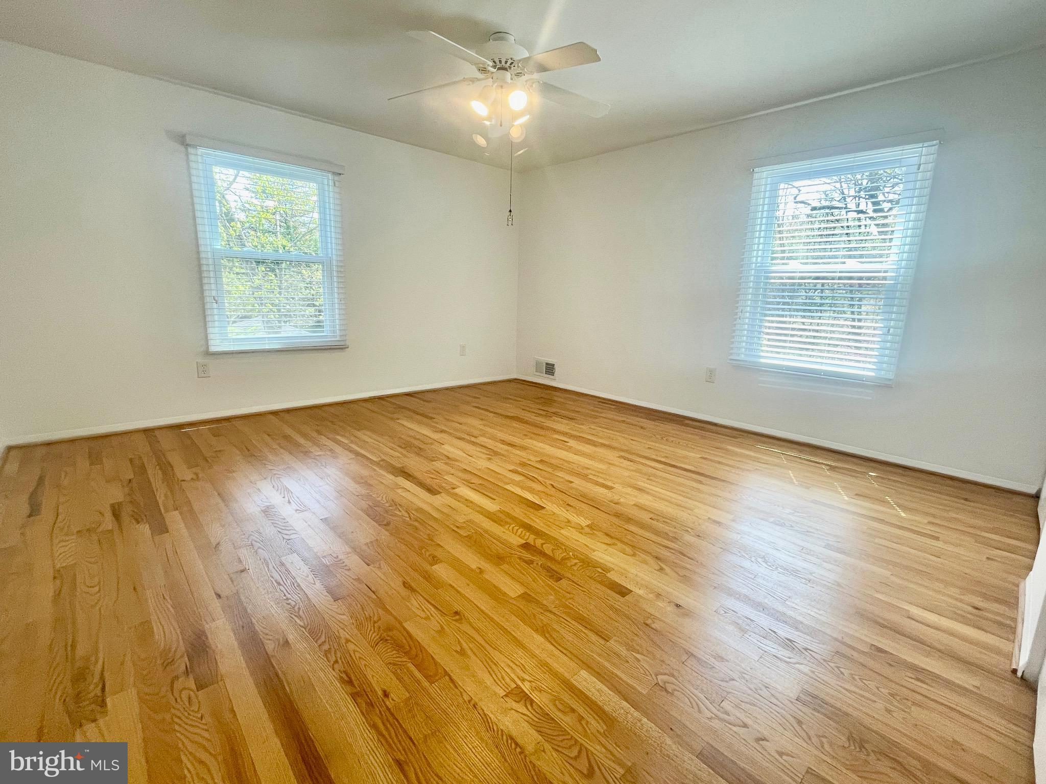 FOX HILLS - Residential