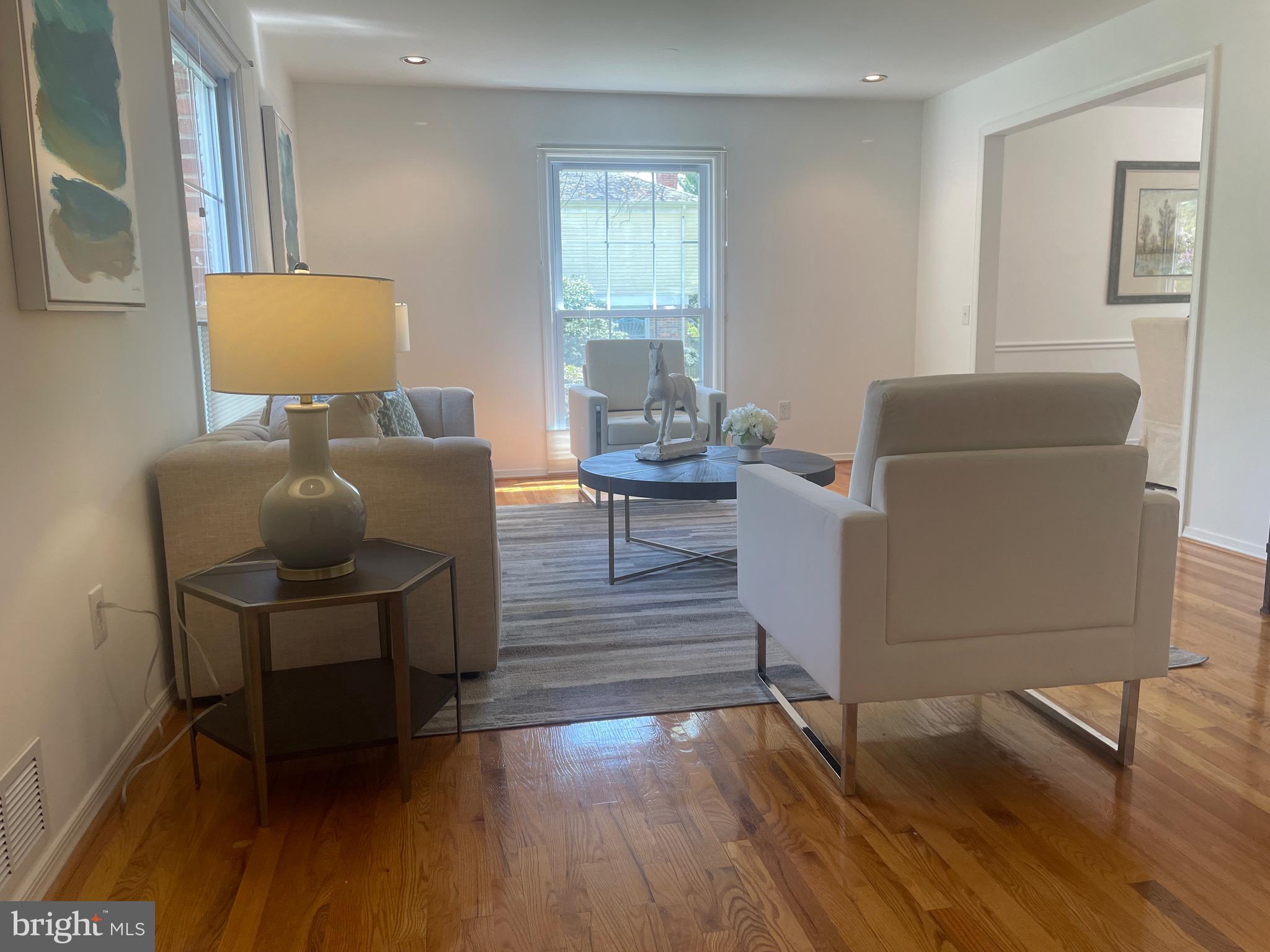 FOX HILLS - Residential