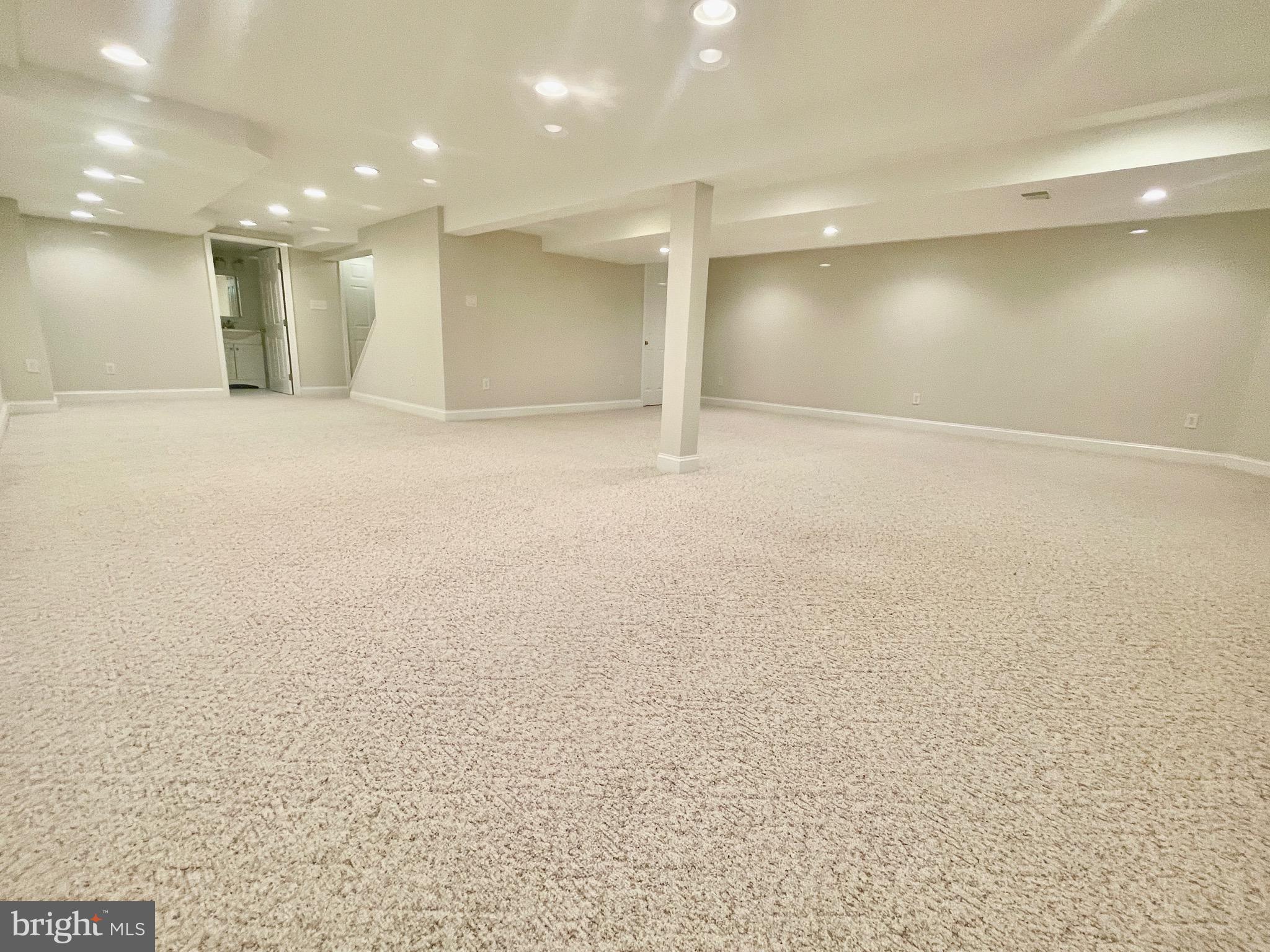 FOX HILLS - Residential