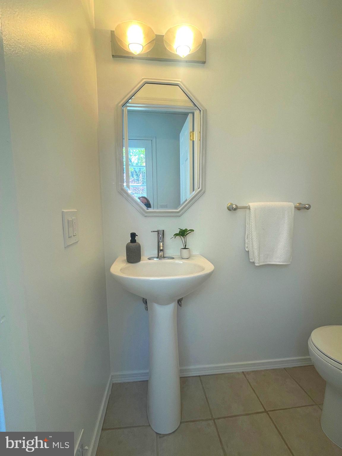 FOX HILLS - Residential